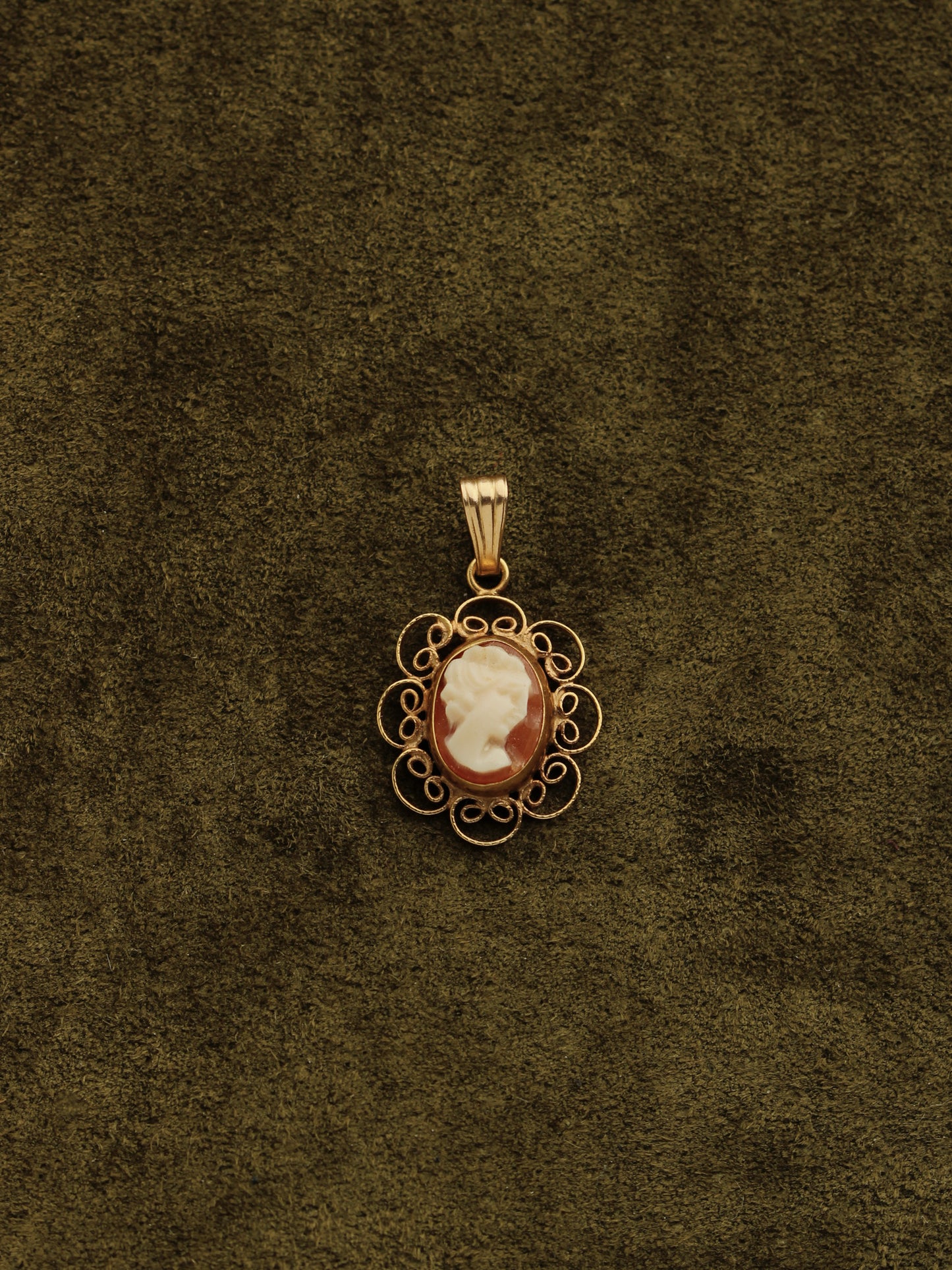 14k Cameo Charm