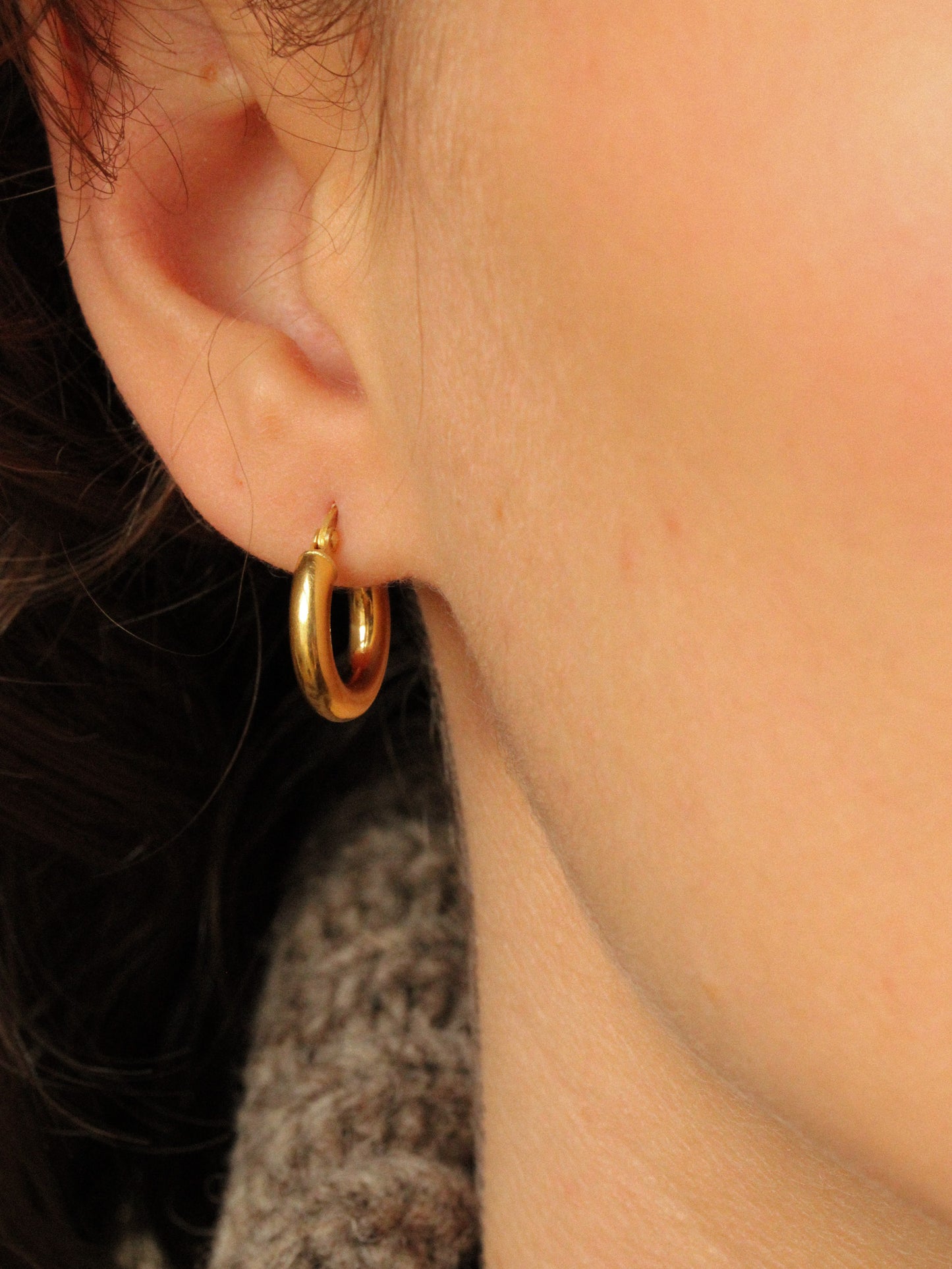 Round Everyday Hoops, 18k