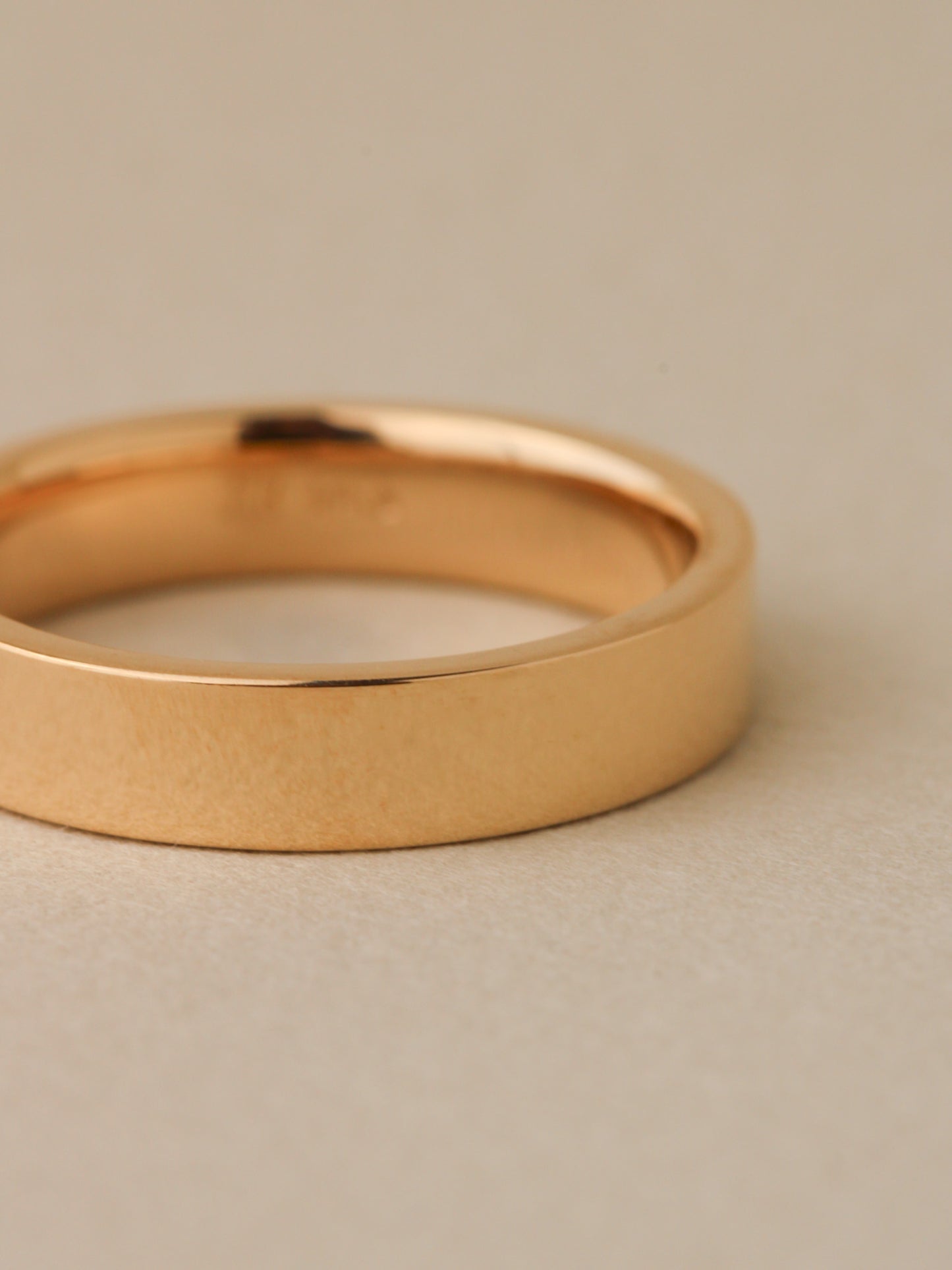 Flat Band