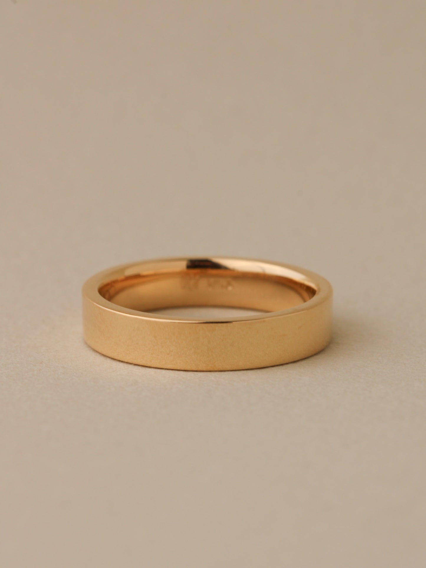 Flat Band