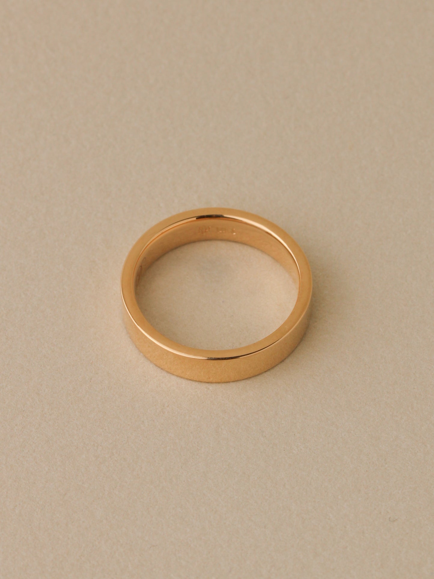 Flat Band