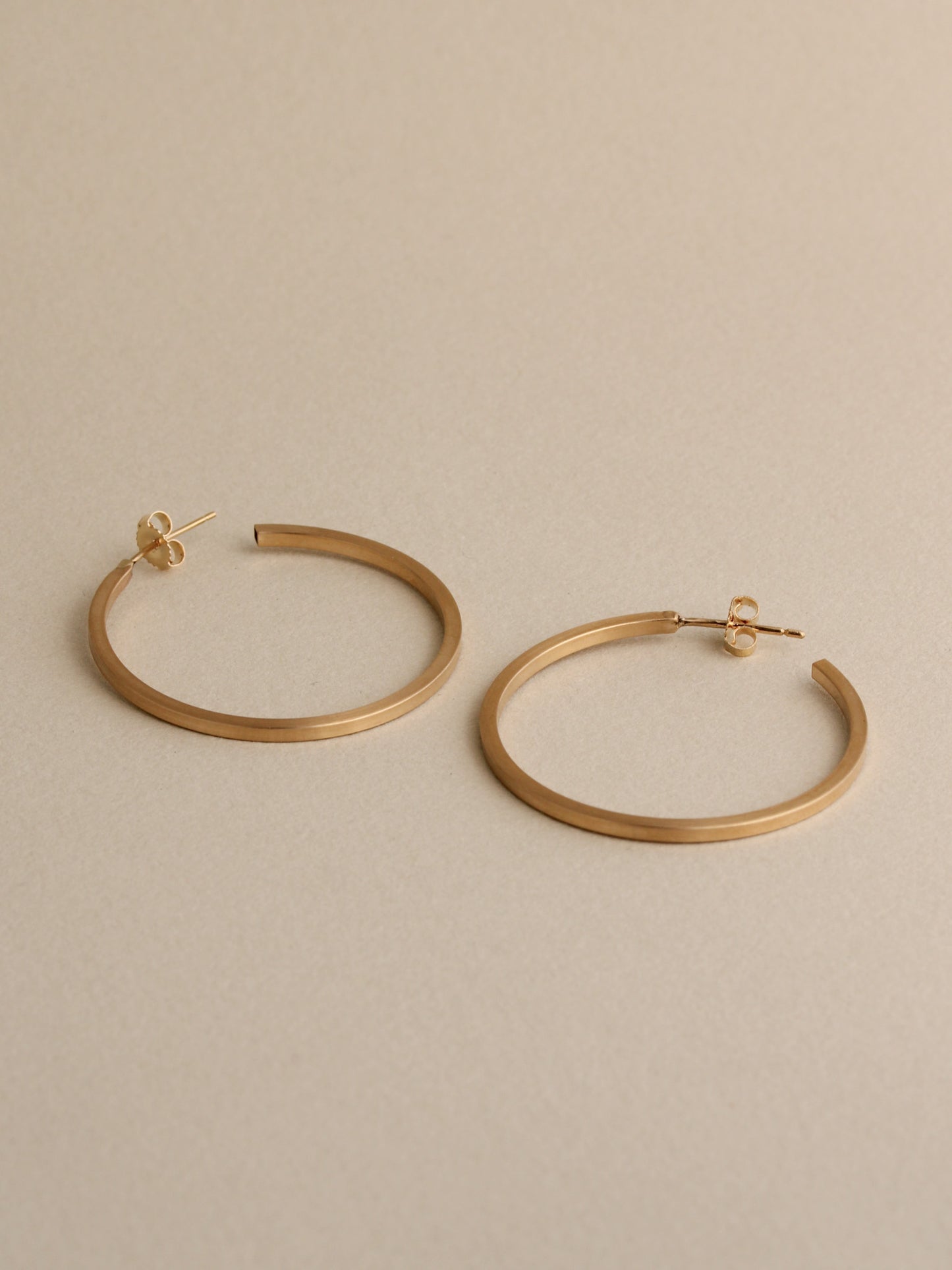 Squared Hoops, 14k