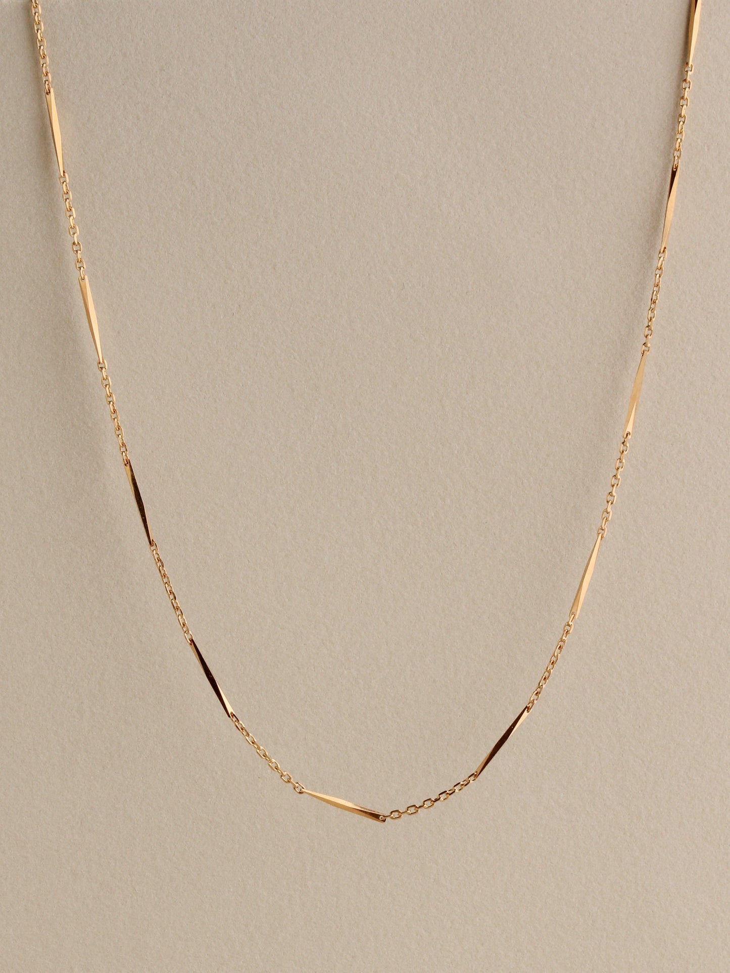 Geometric Bar Chain, 18k