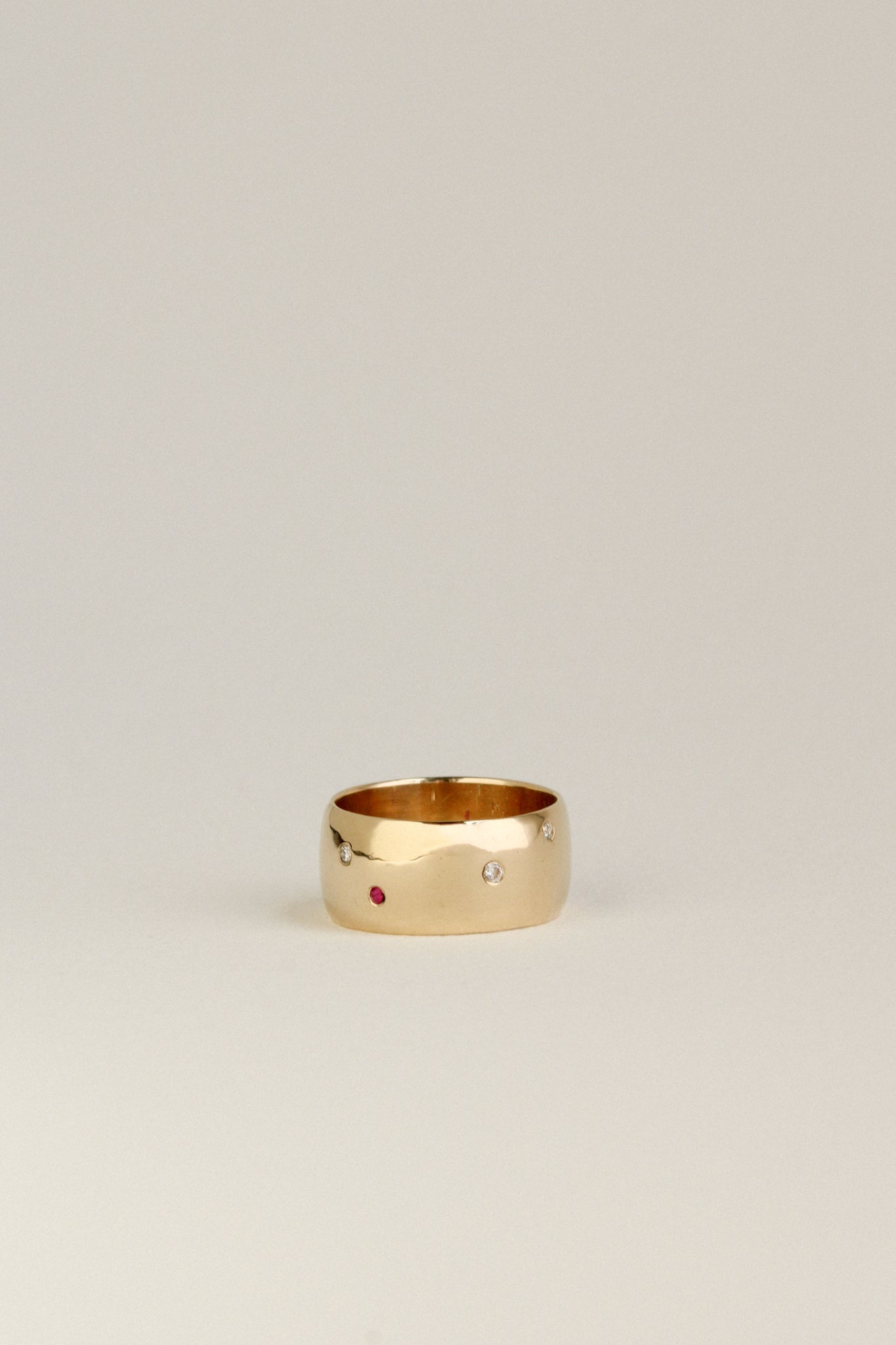 14k Studded Cigar Band