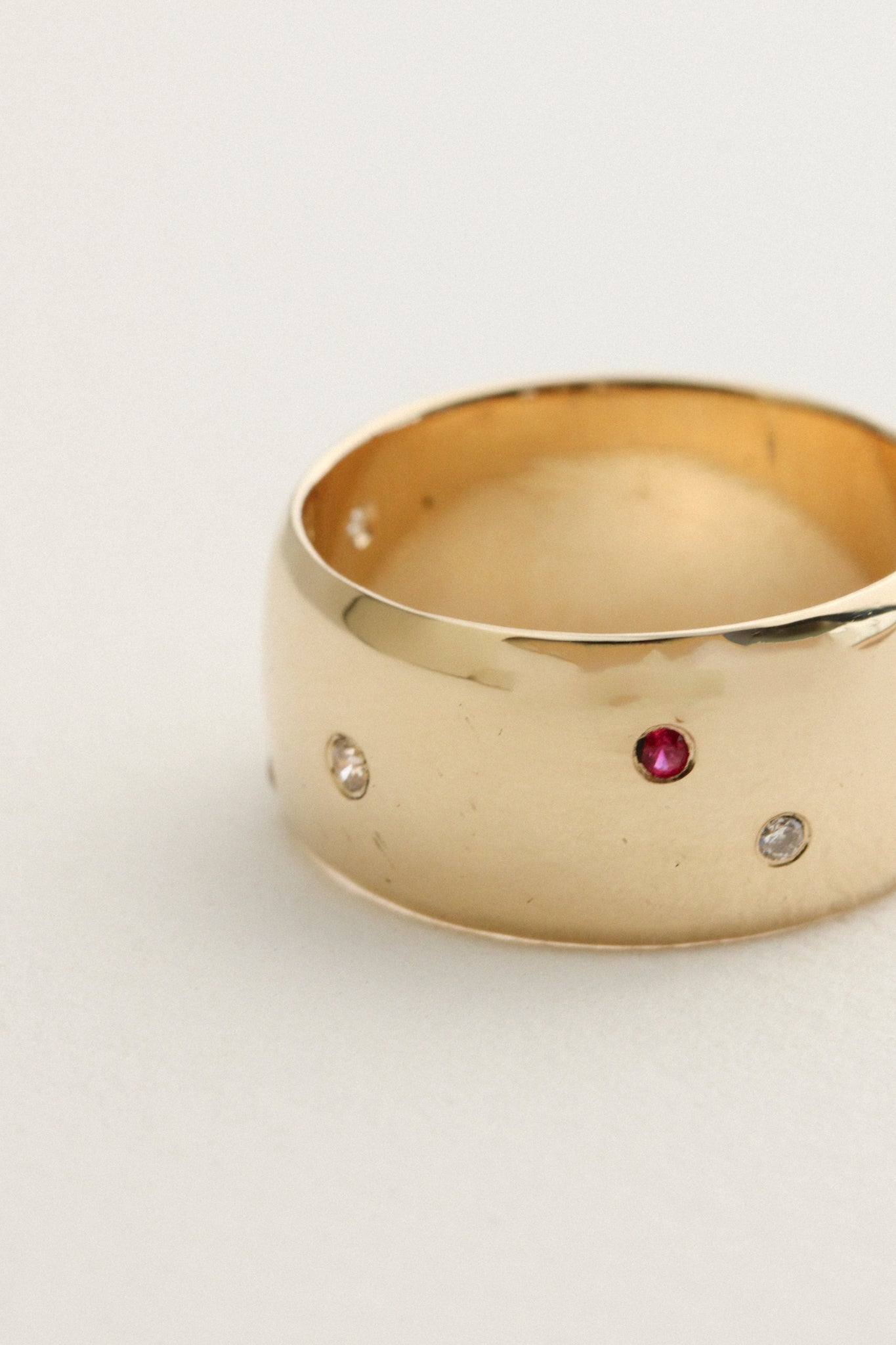 14k Studded Cigar Band