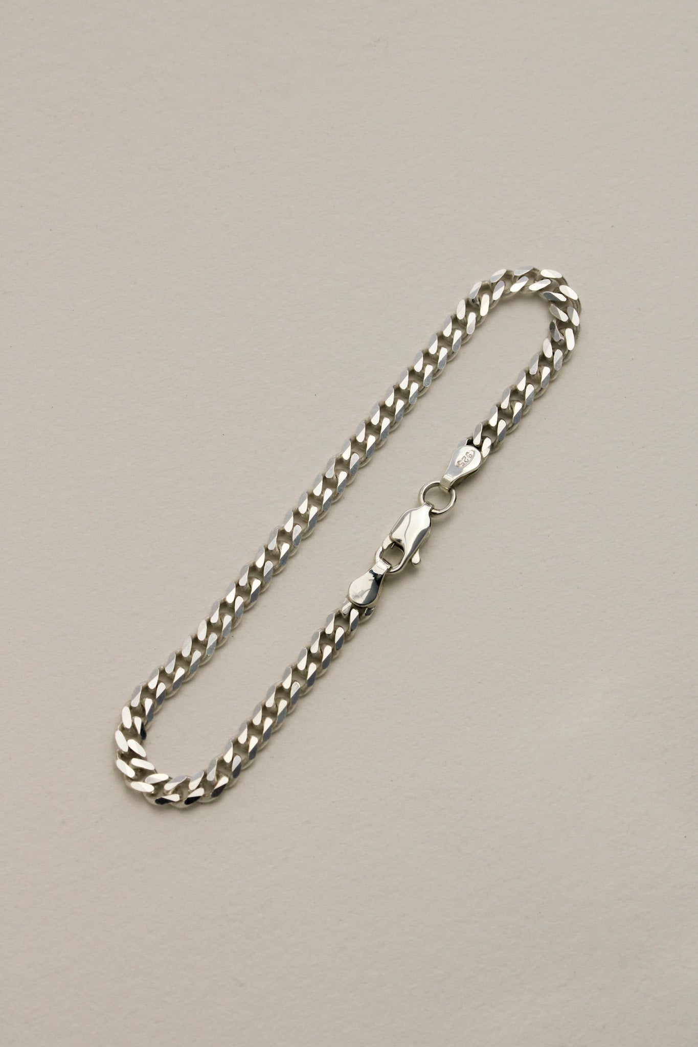 Bold Curb Chain Bracelet