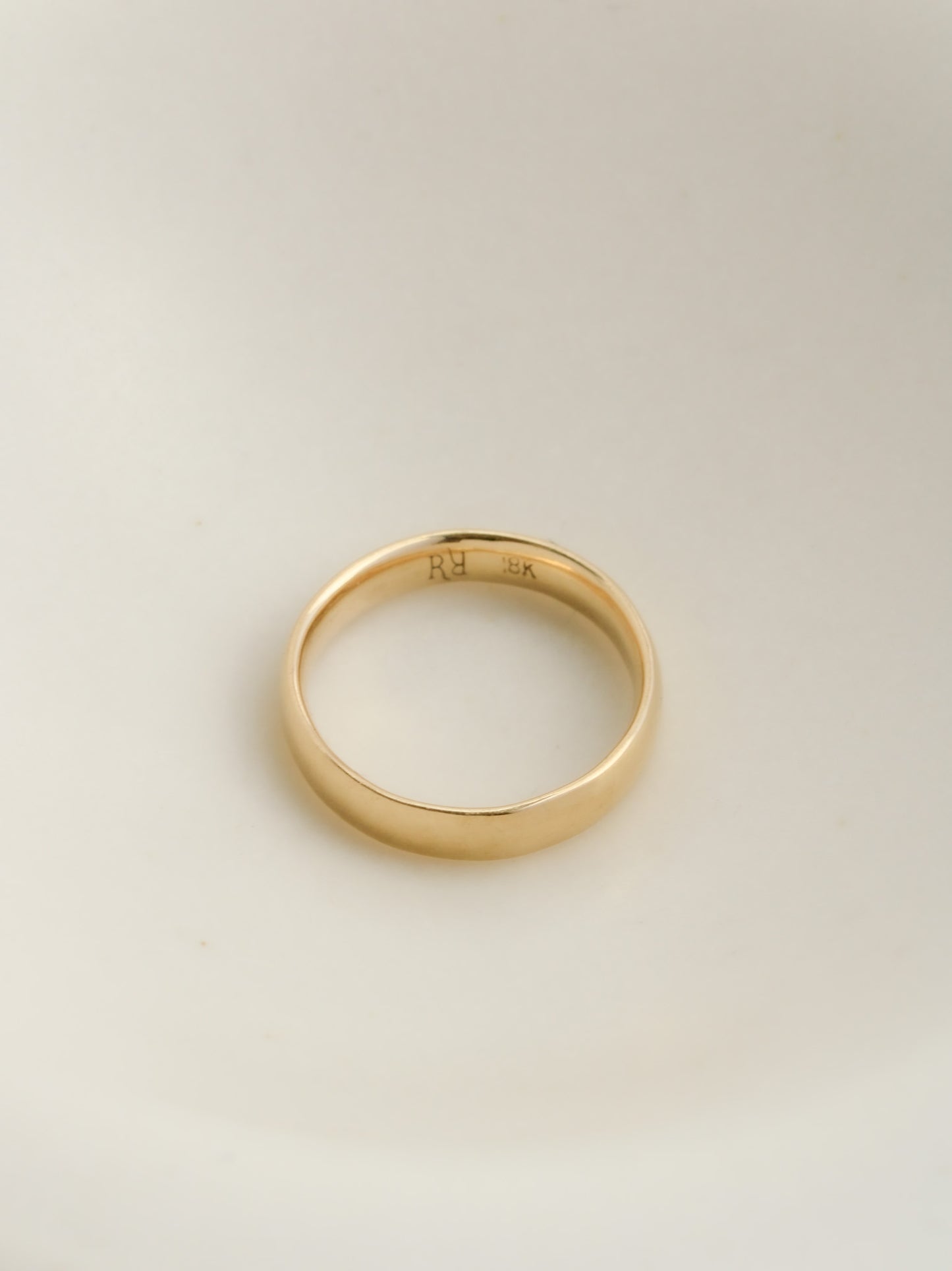 Oval Ring