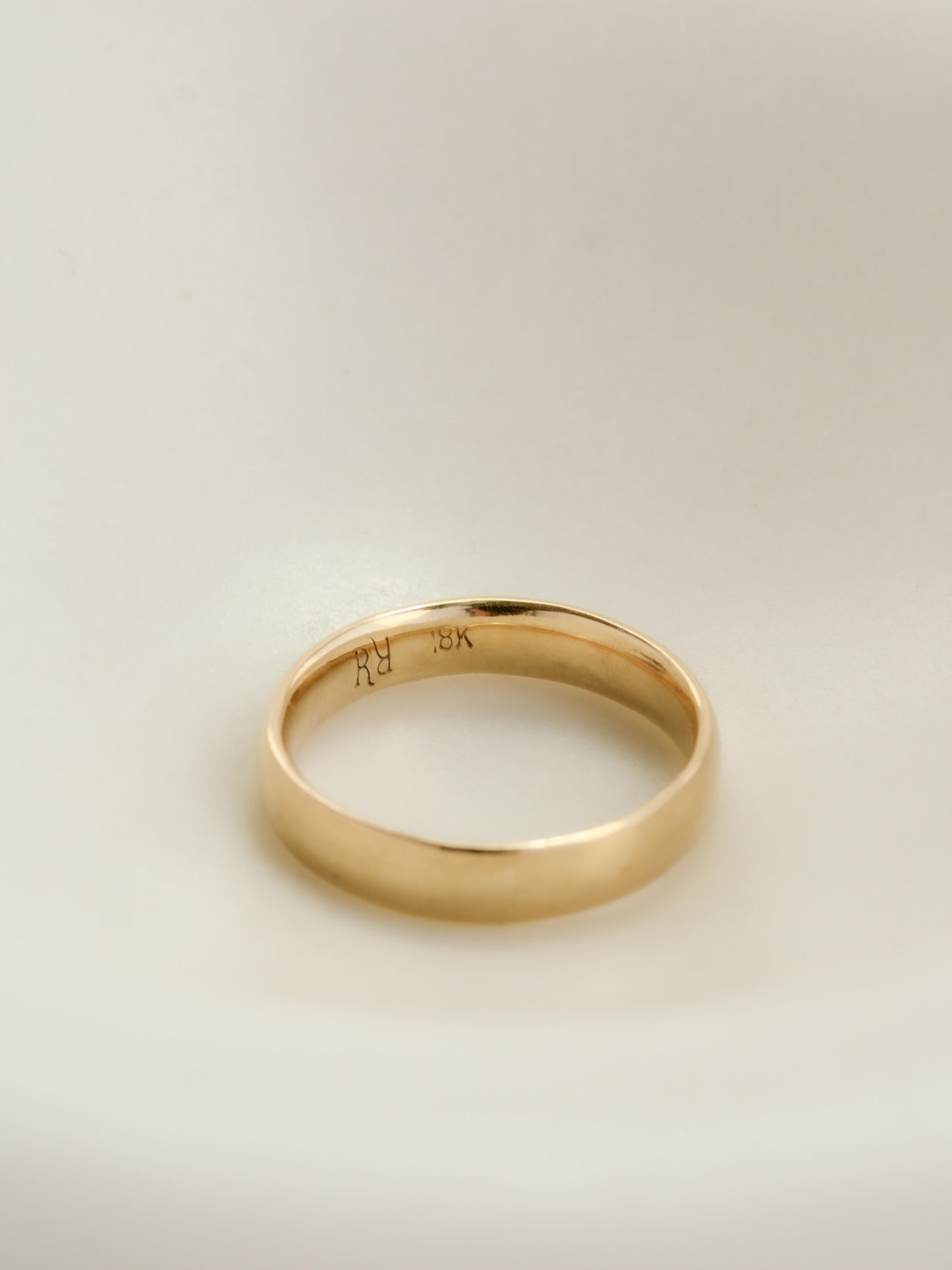 Oval Ring