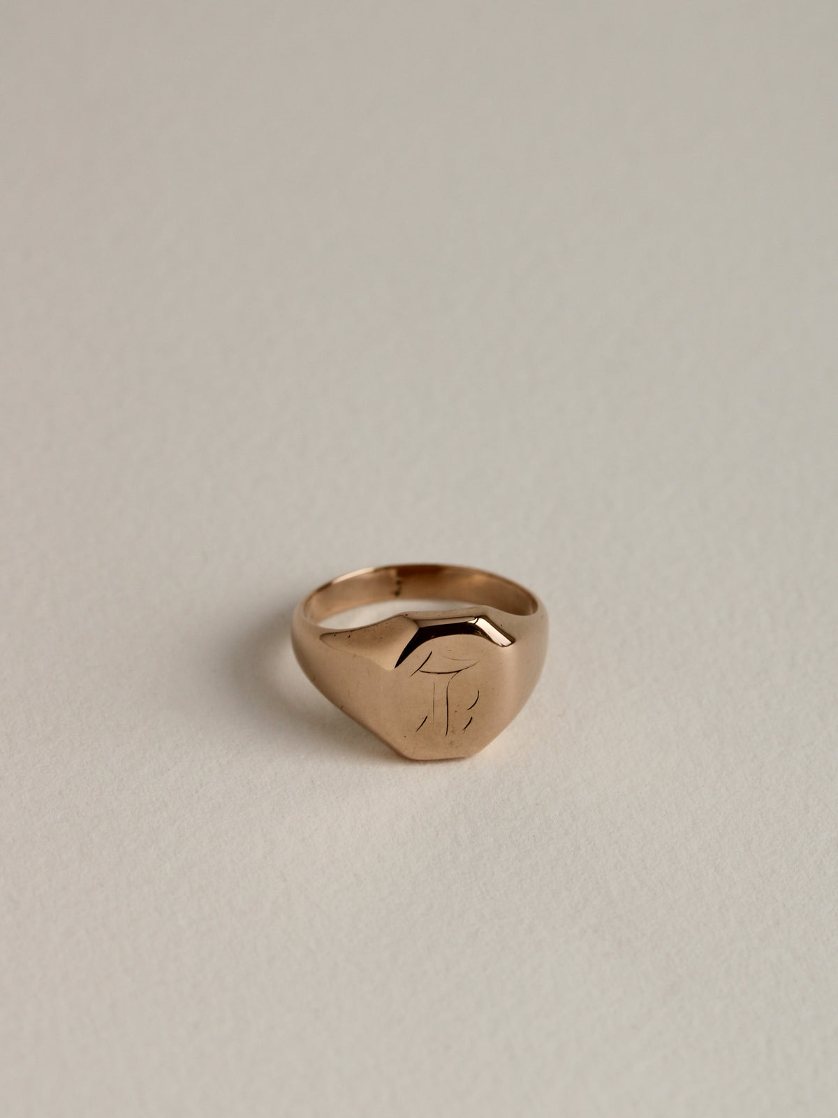 Chunky Men's Signet, 10k