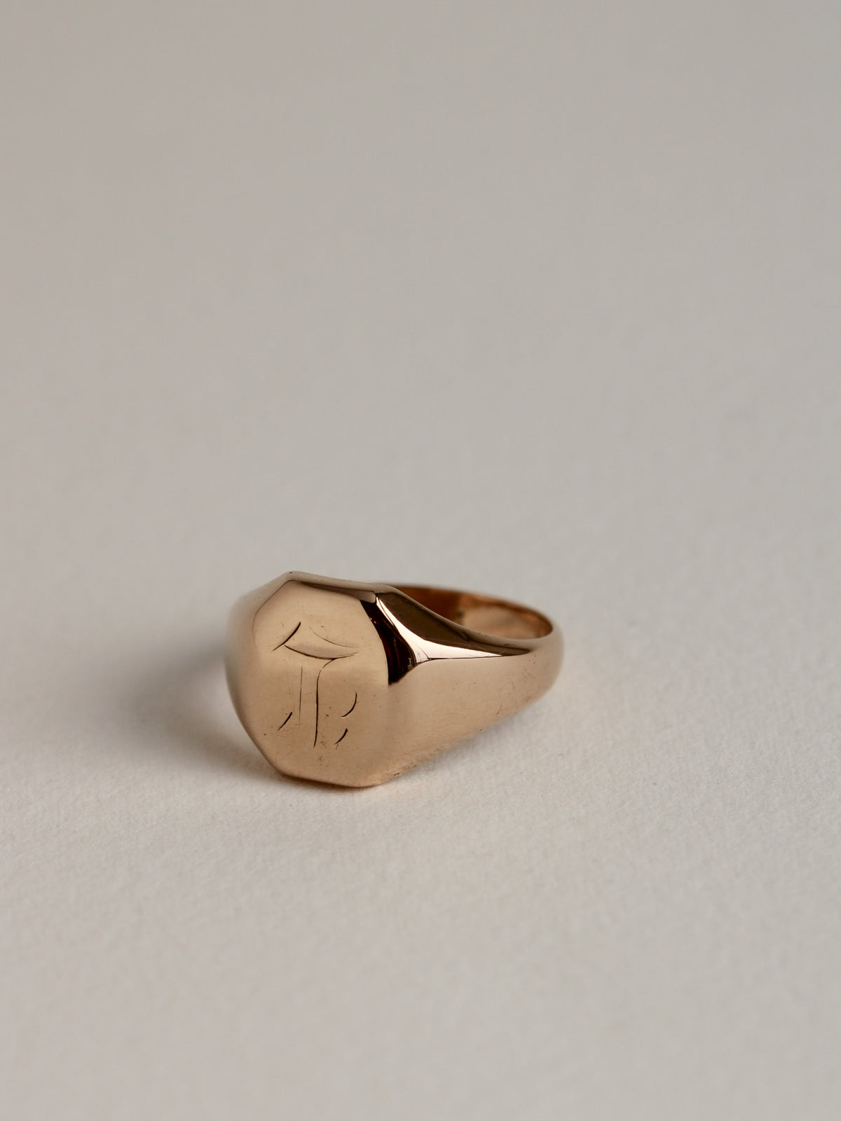 Chunky Men's Signet, 10k