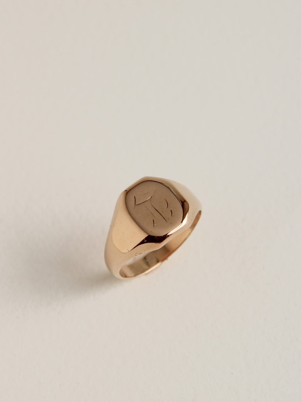 Chunky Men's Signet, 10k