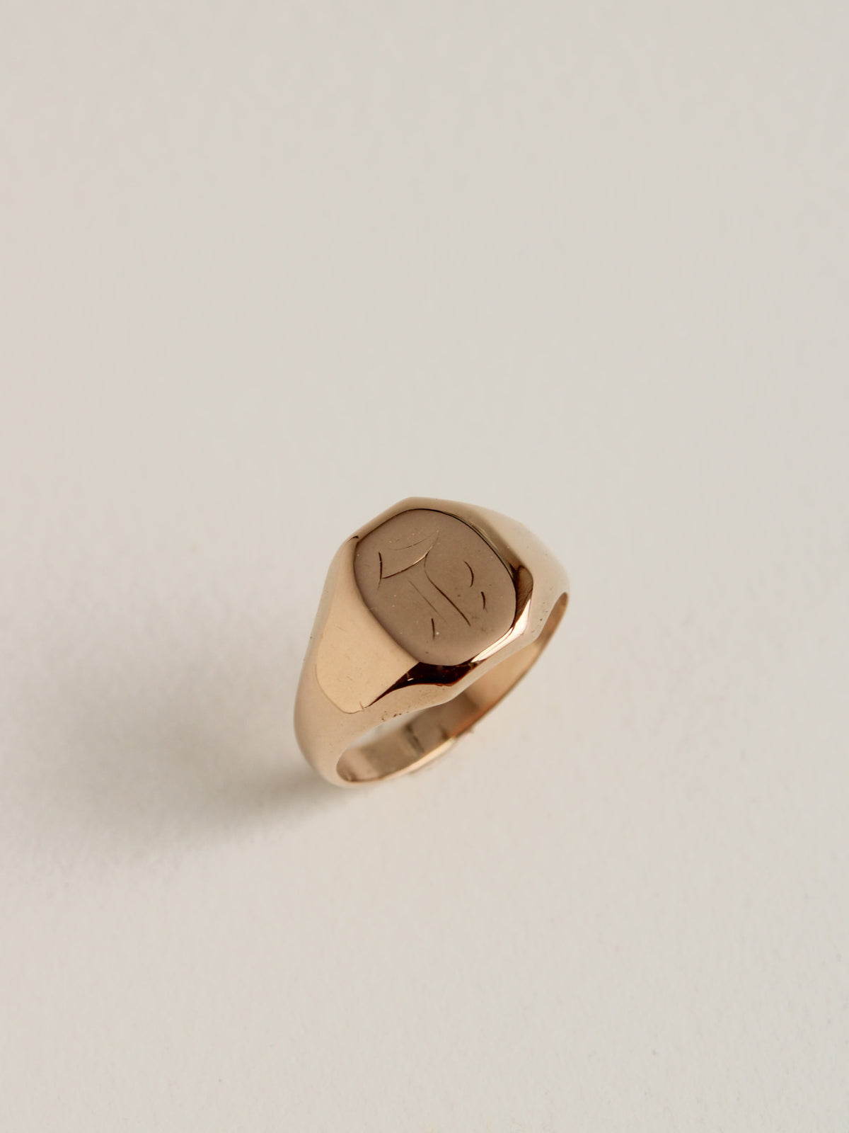 Chunky Men's Signet, 10k