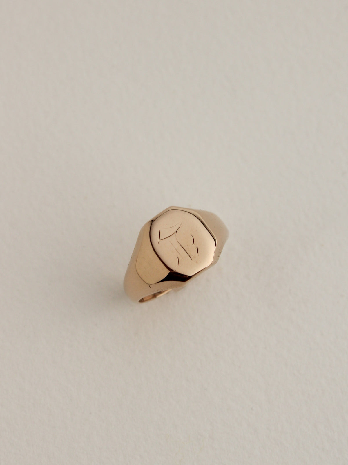 Chunky Men's Signet, 10k