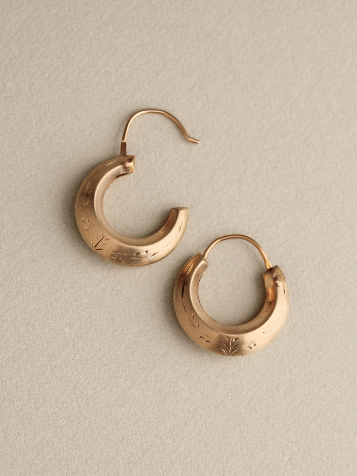 14k Engraved Knife Edge Hoops