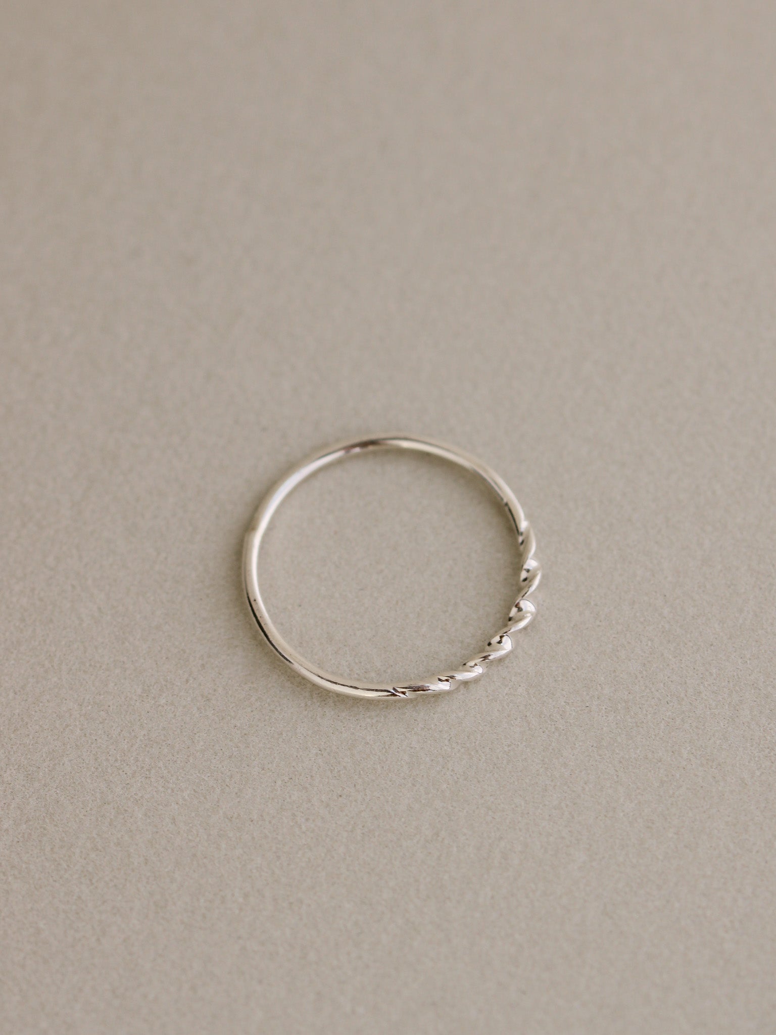 Ribbon Ring Seconds