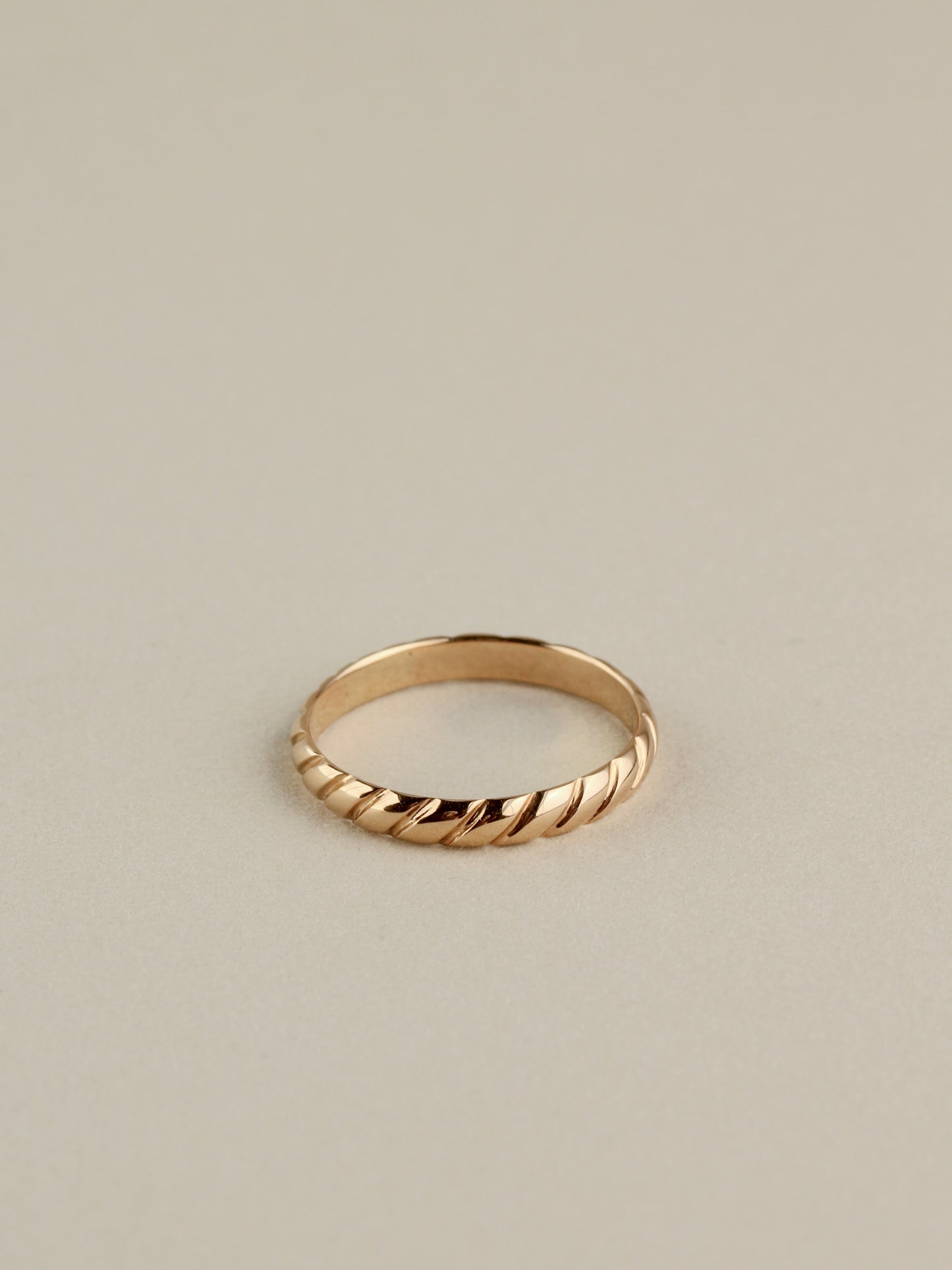 Half Round Rope Ring, 14k