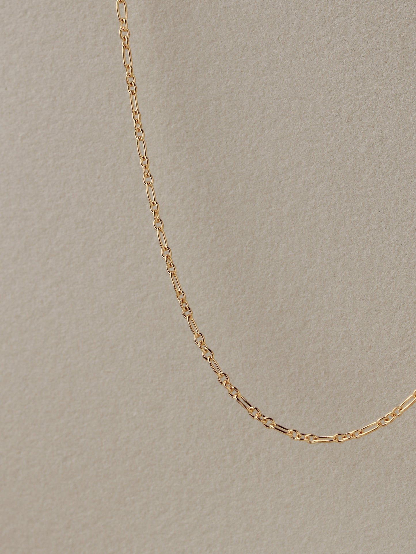 Round Petite Figaro Chain