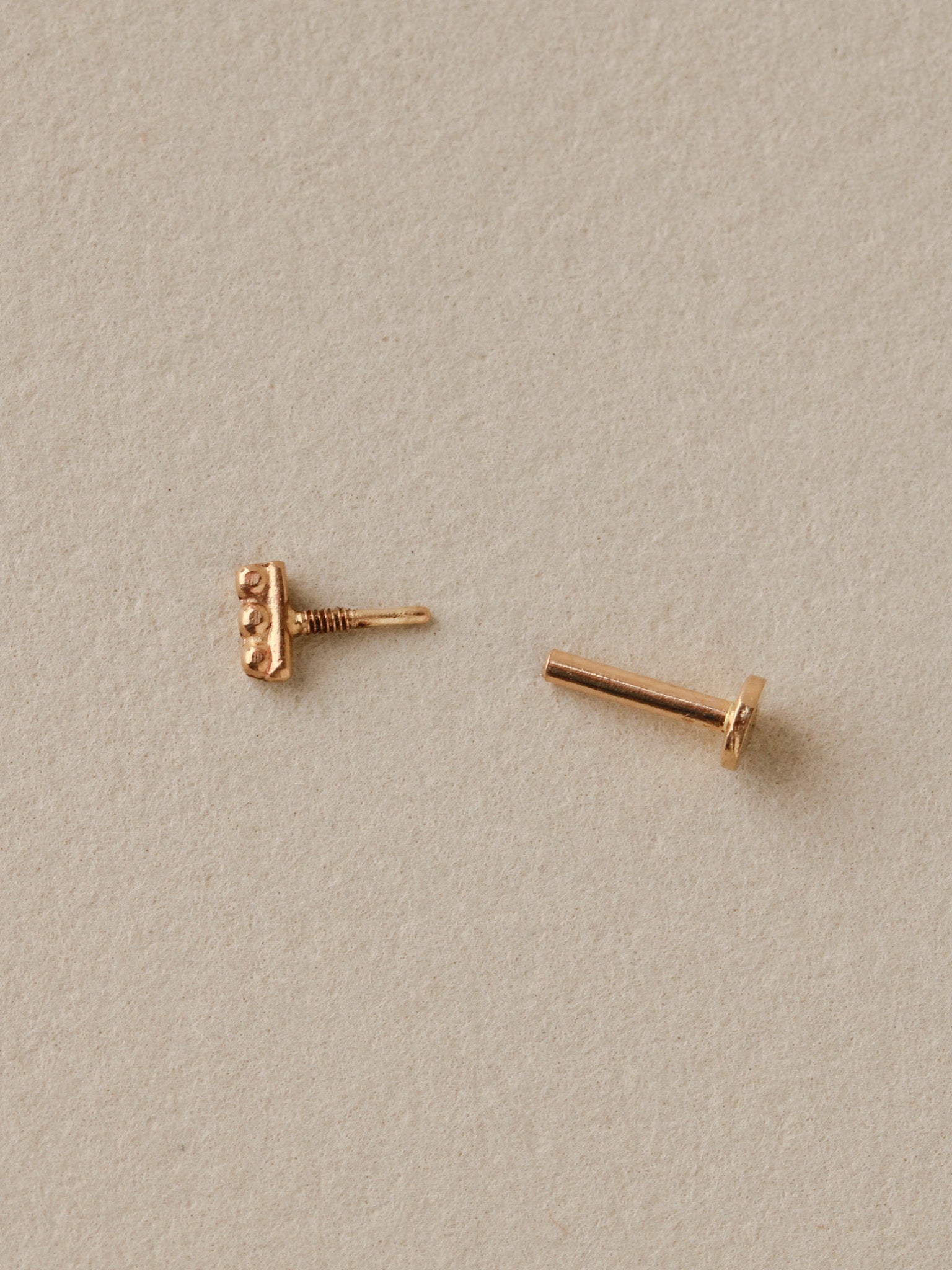 Flat Back Stud