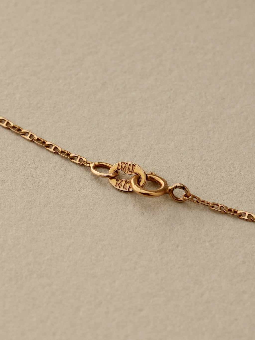 Dainty 18" Mariner Chain, 14k