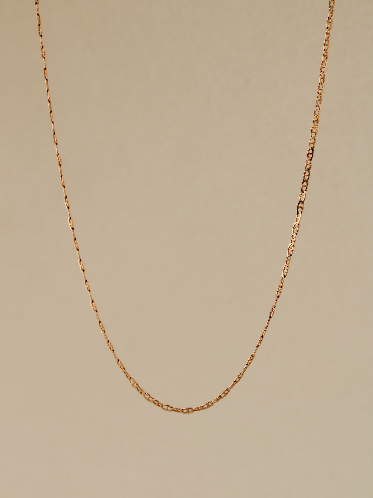 Dainty 18" Mariner Chain, 14k