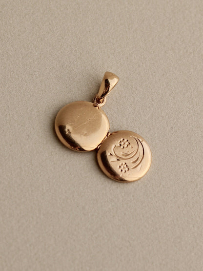 Round Locket, 14k