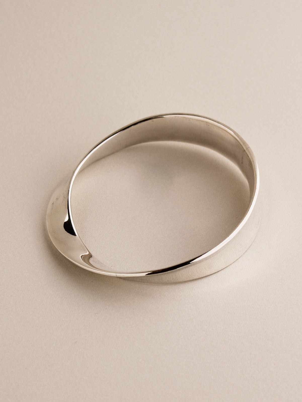 Möbius Bangle
