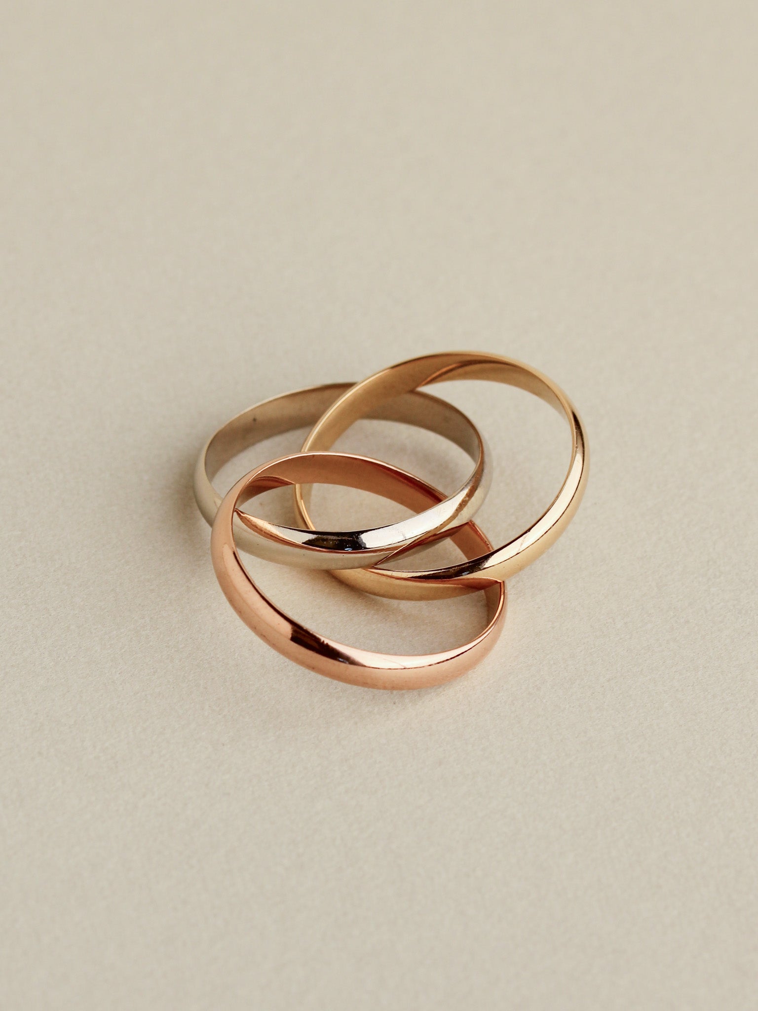 Trio Rolling Ring
