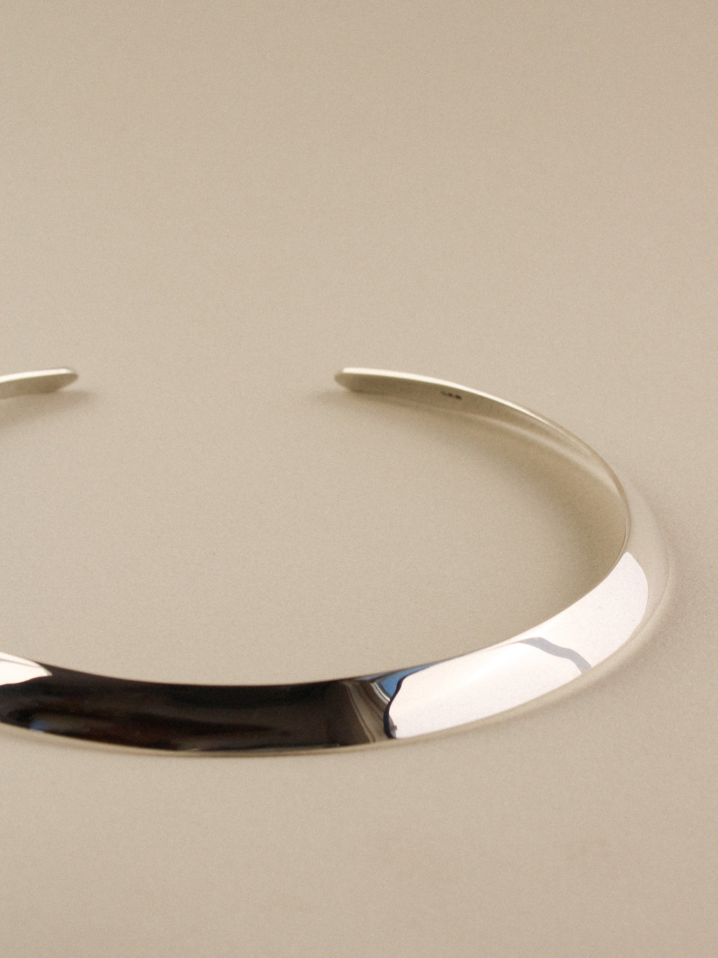 Wide Sterling Collar