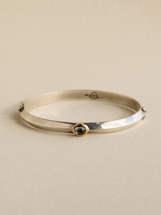 Hinged Sterling Bangle with Aquamarine in 18k