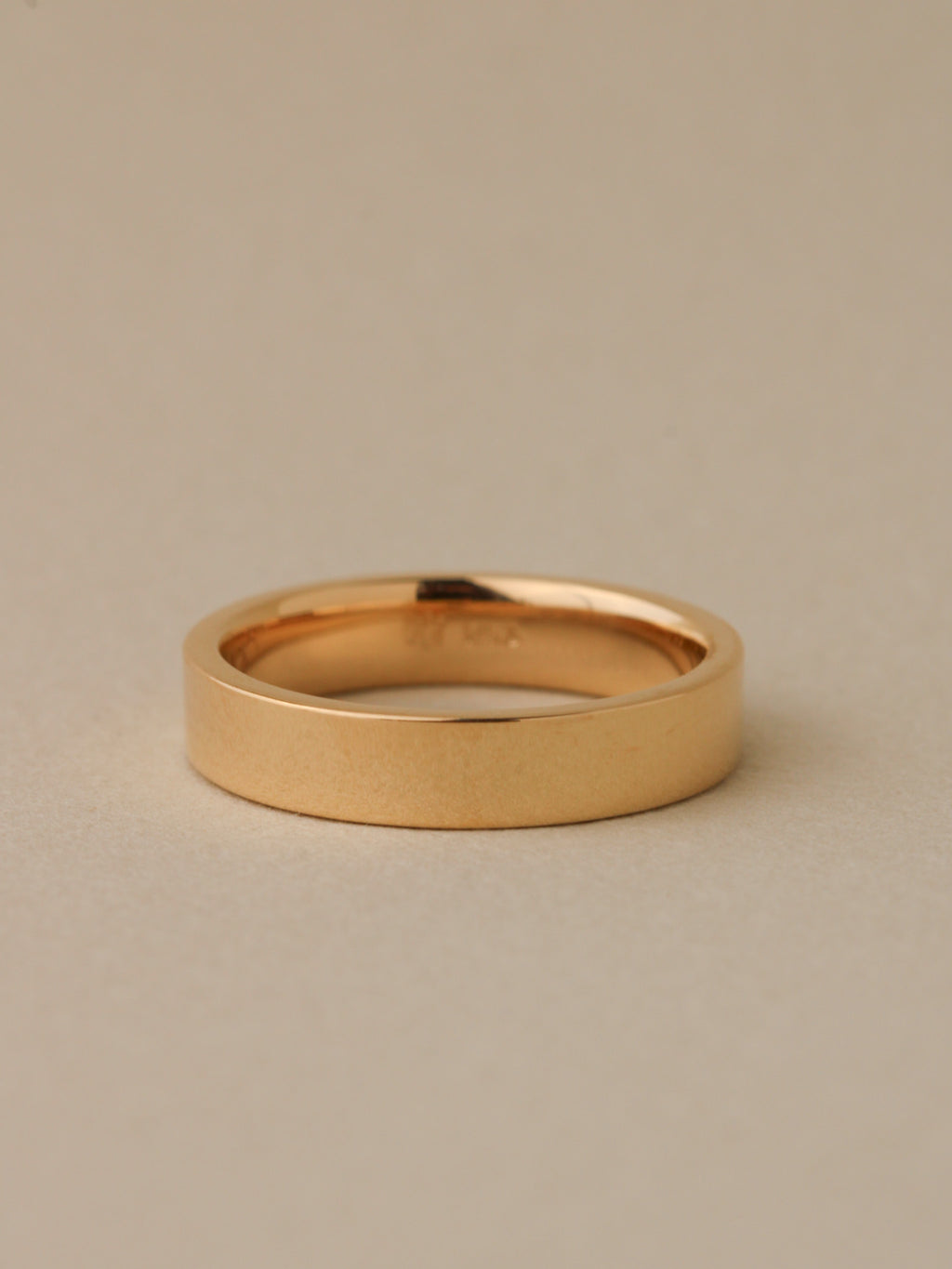 Flat Band