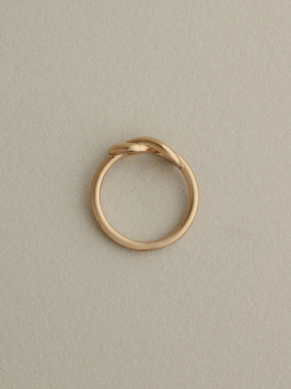 Figure Eight Ring