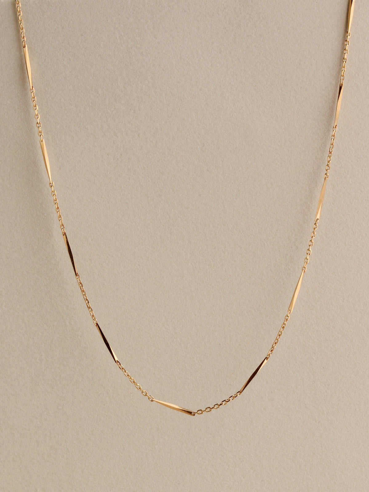 Geometric Bar Chain, 18k