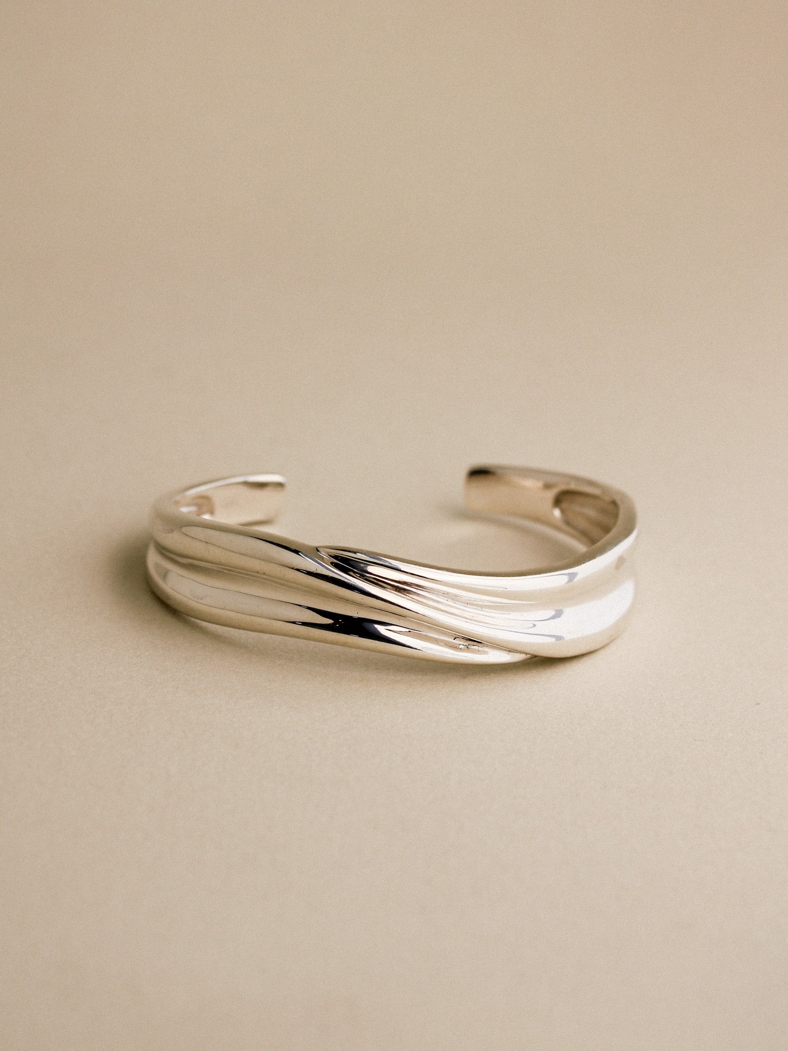 Wavy Cuff