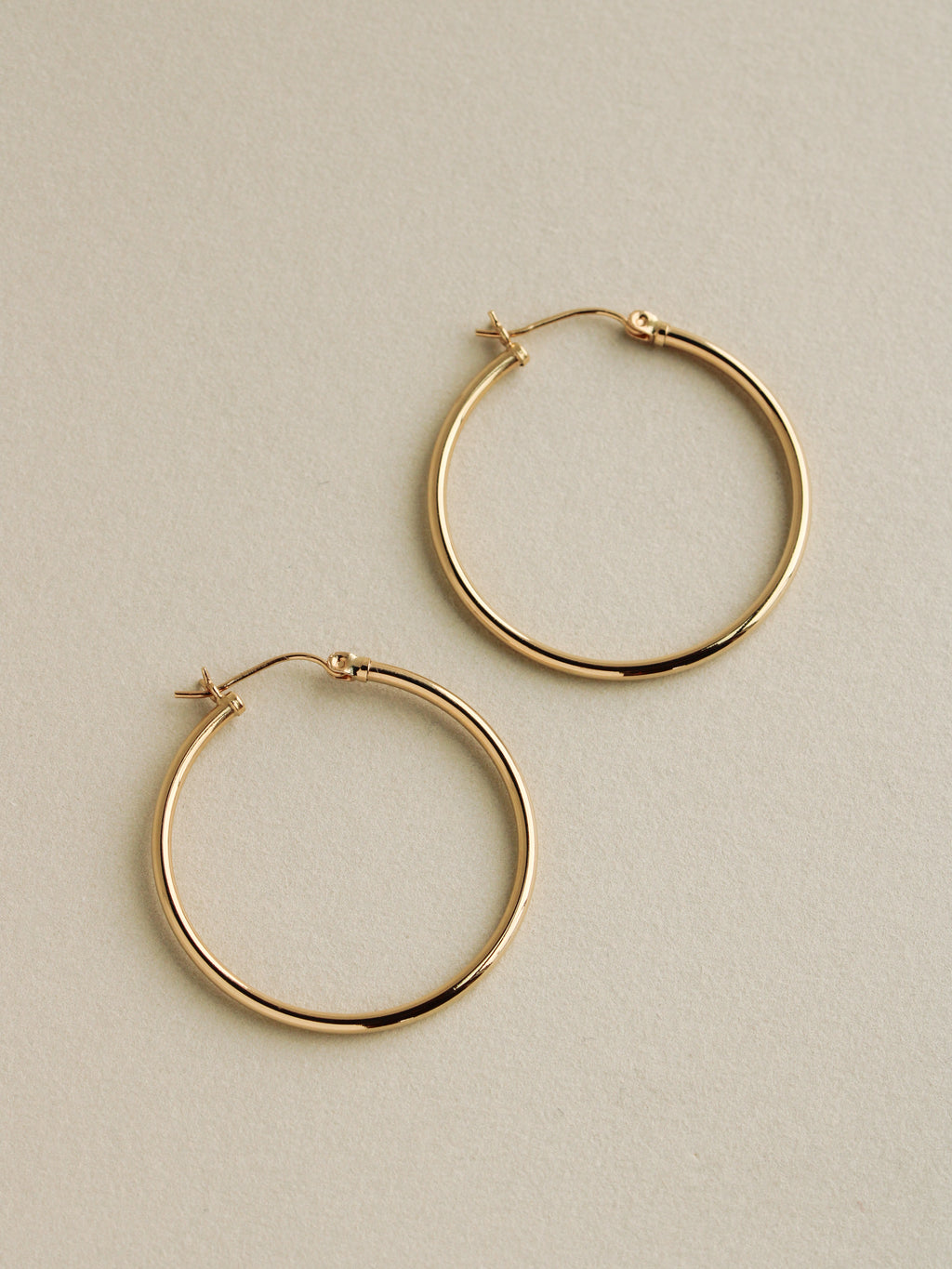 Skinny Tube Hoops, 35mm