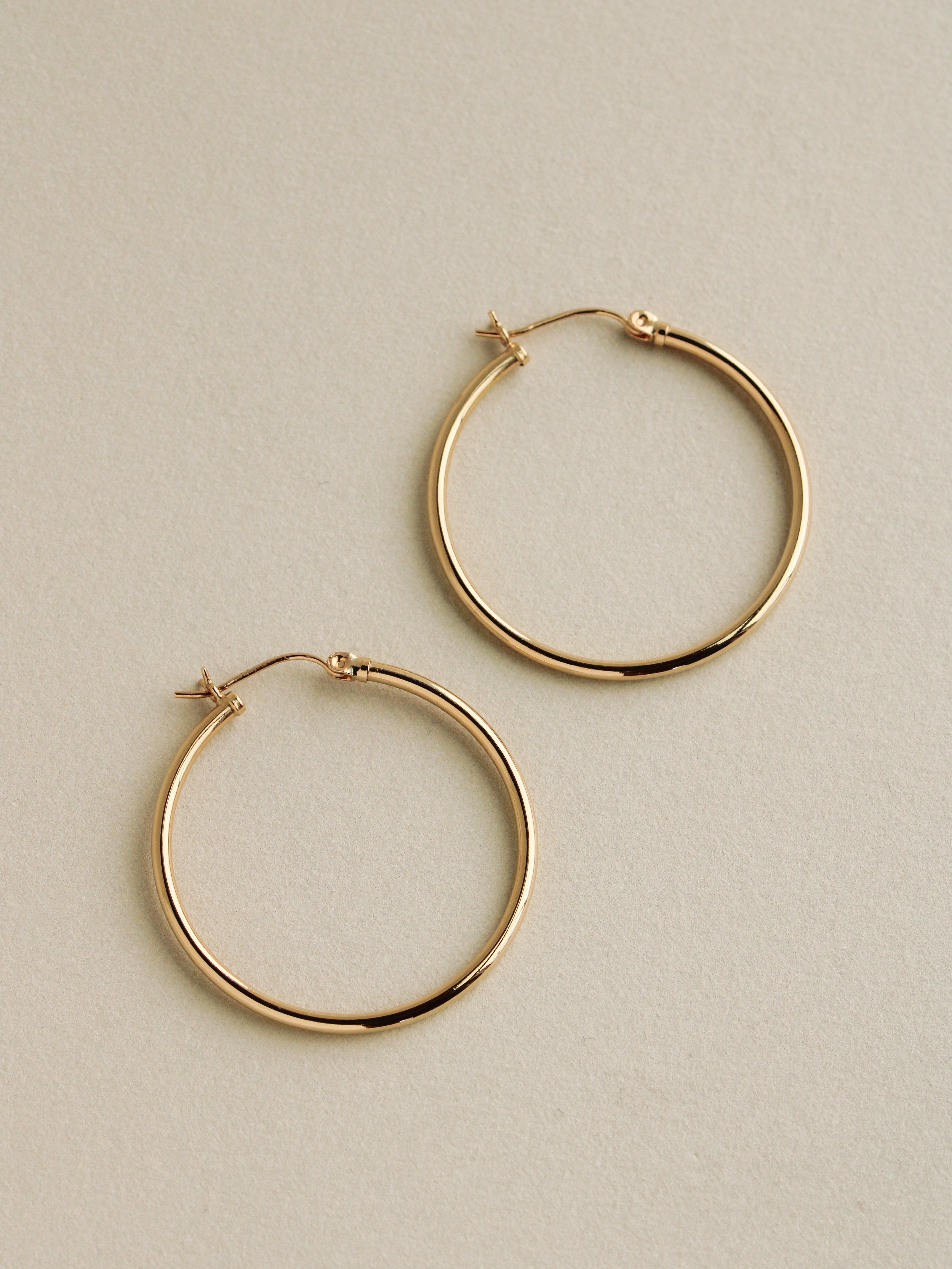 Skinny Tube Hoops, 35mm