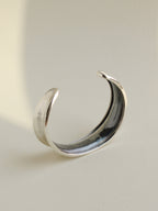 Fluted Cuff