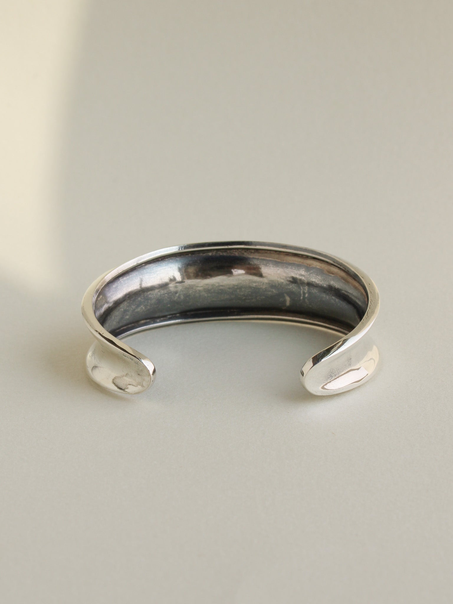 Fluted Cuff