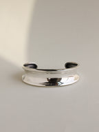 Fluted Cuff