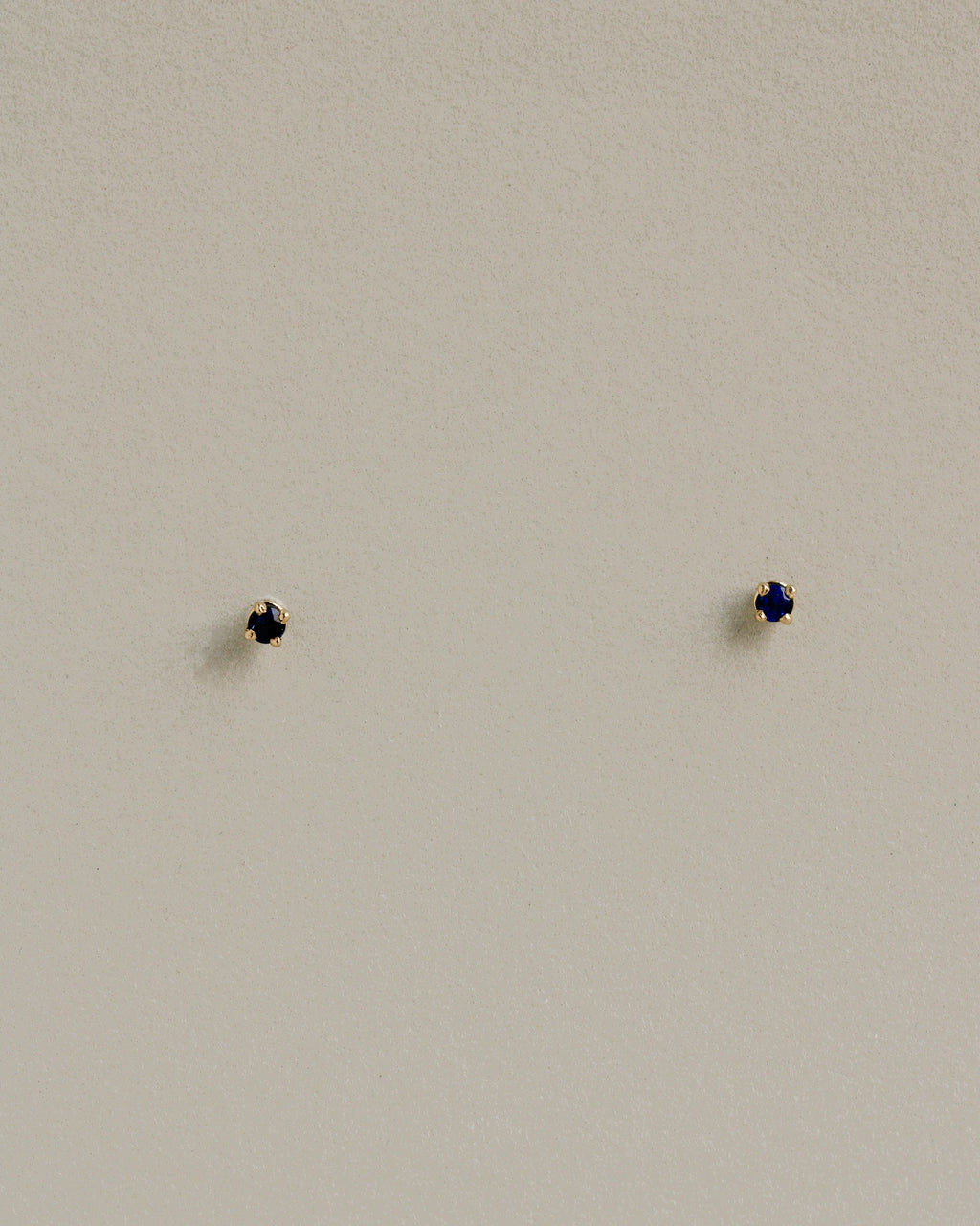 14k Sapphire Studs