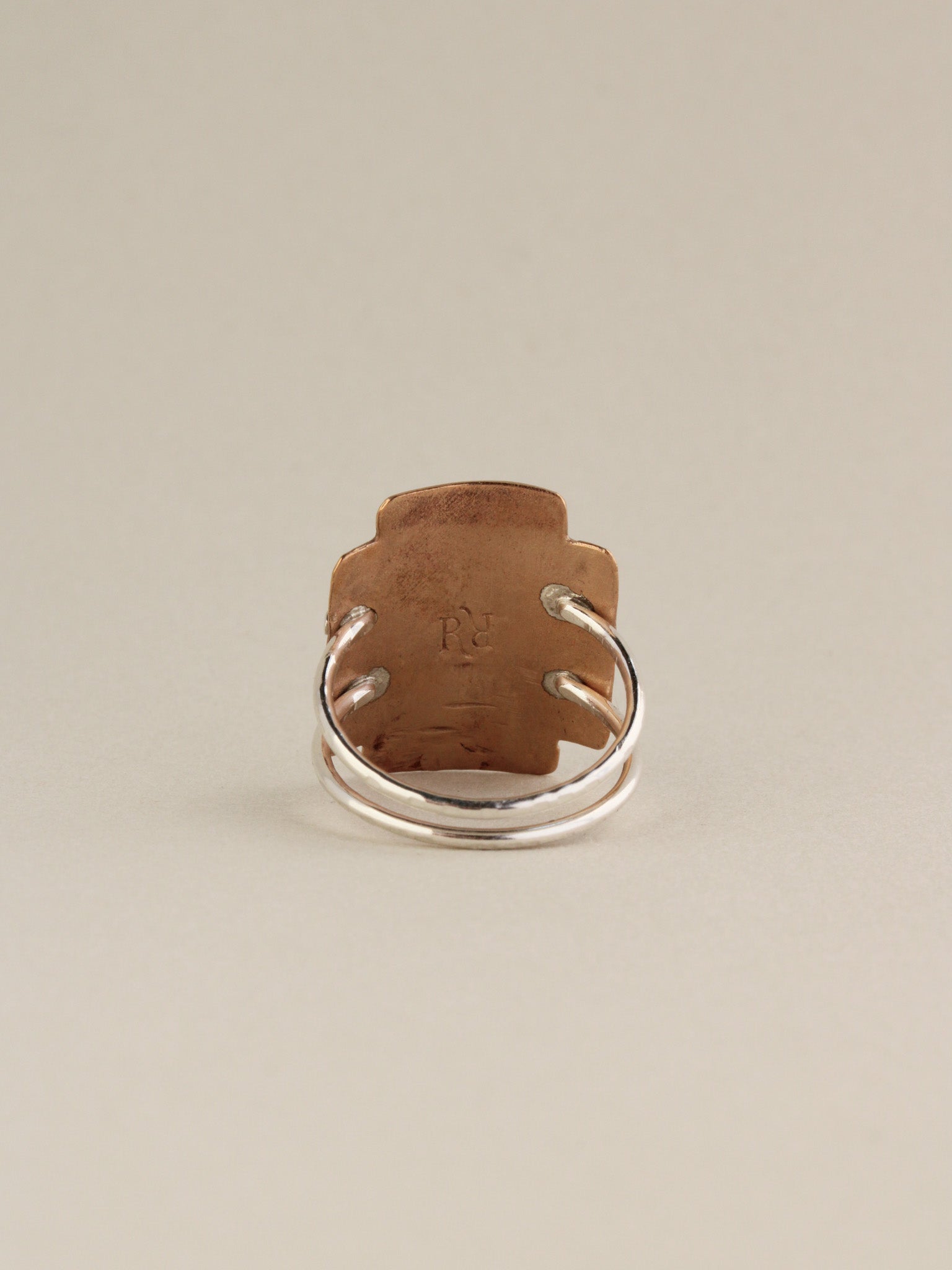 Nefertiti Ring seconds
