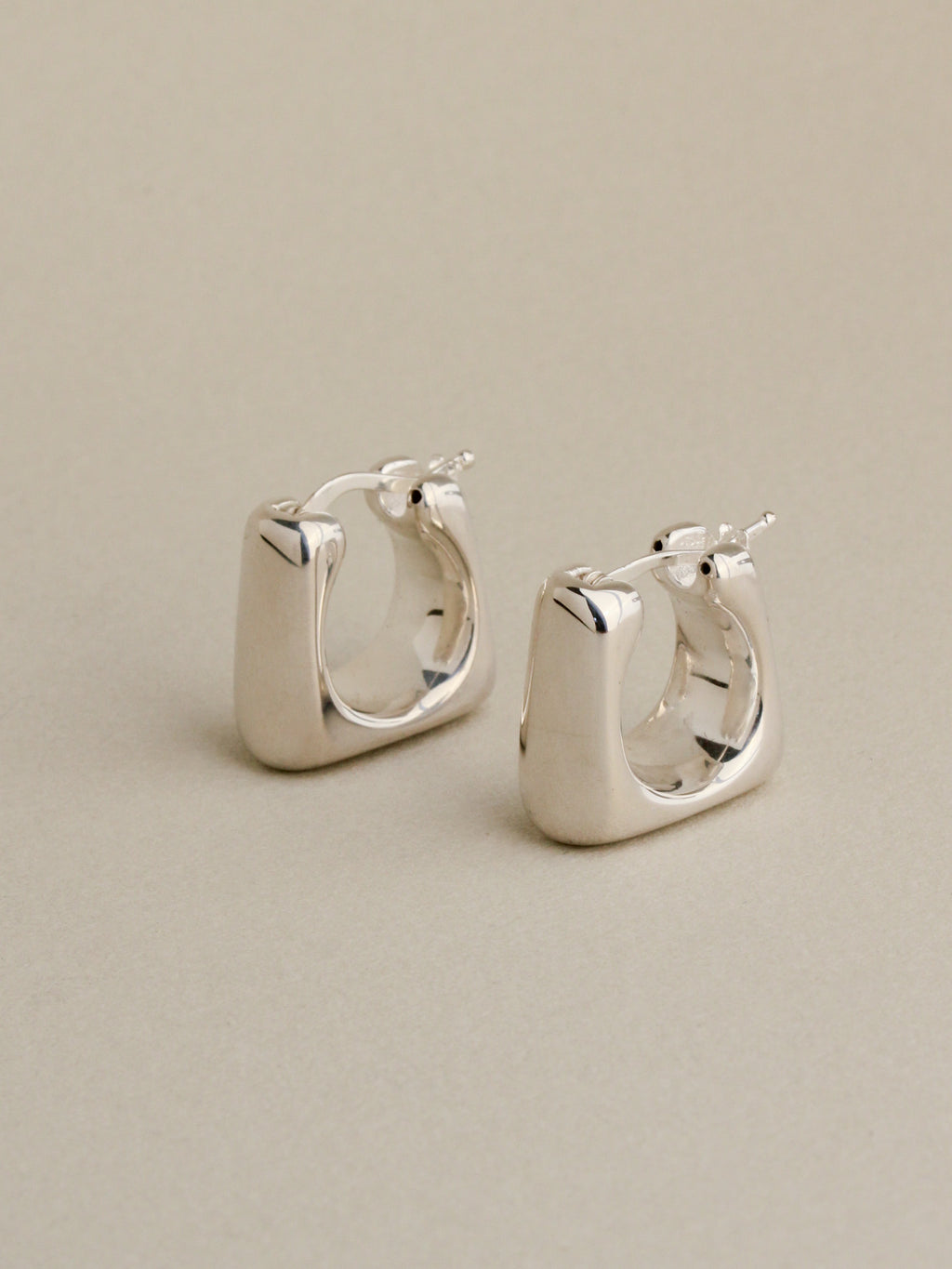 Square Dome Hoops