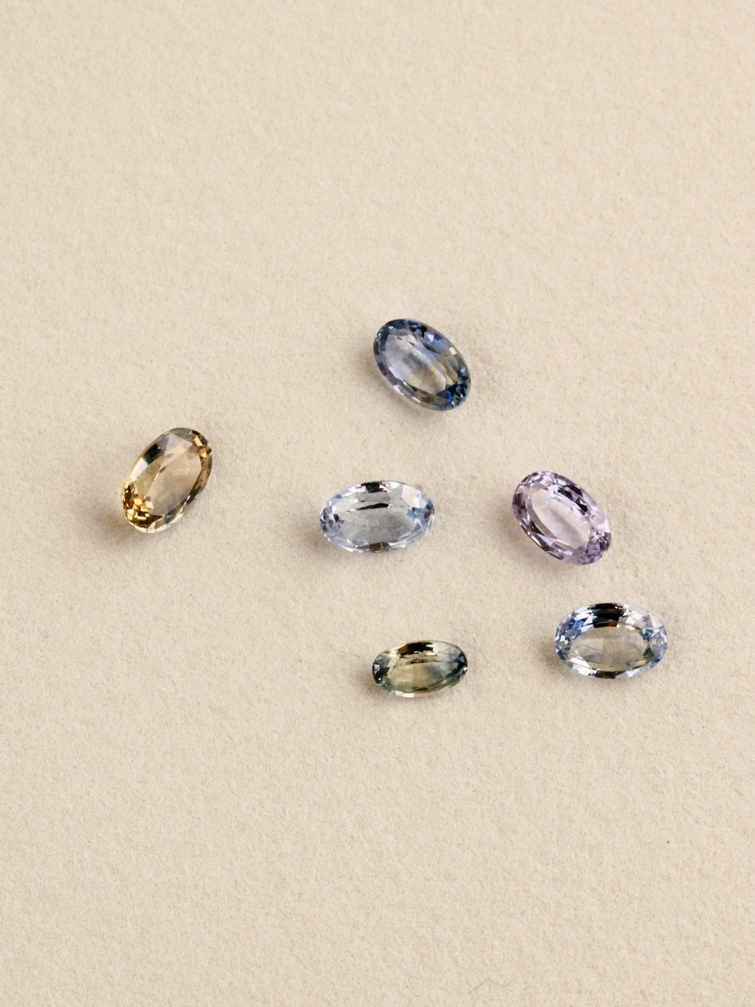 Oval Bicolor Sapphire