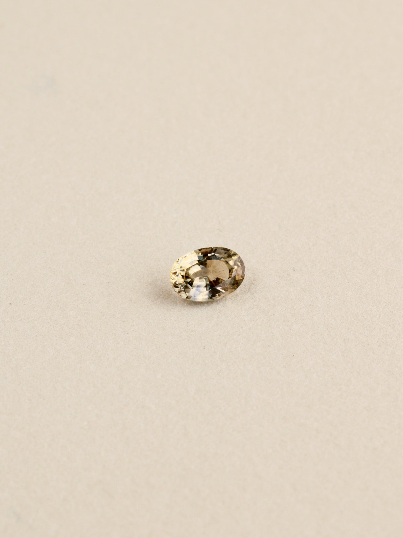 Oval Bicolor Sapphire