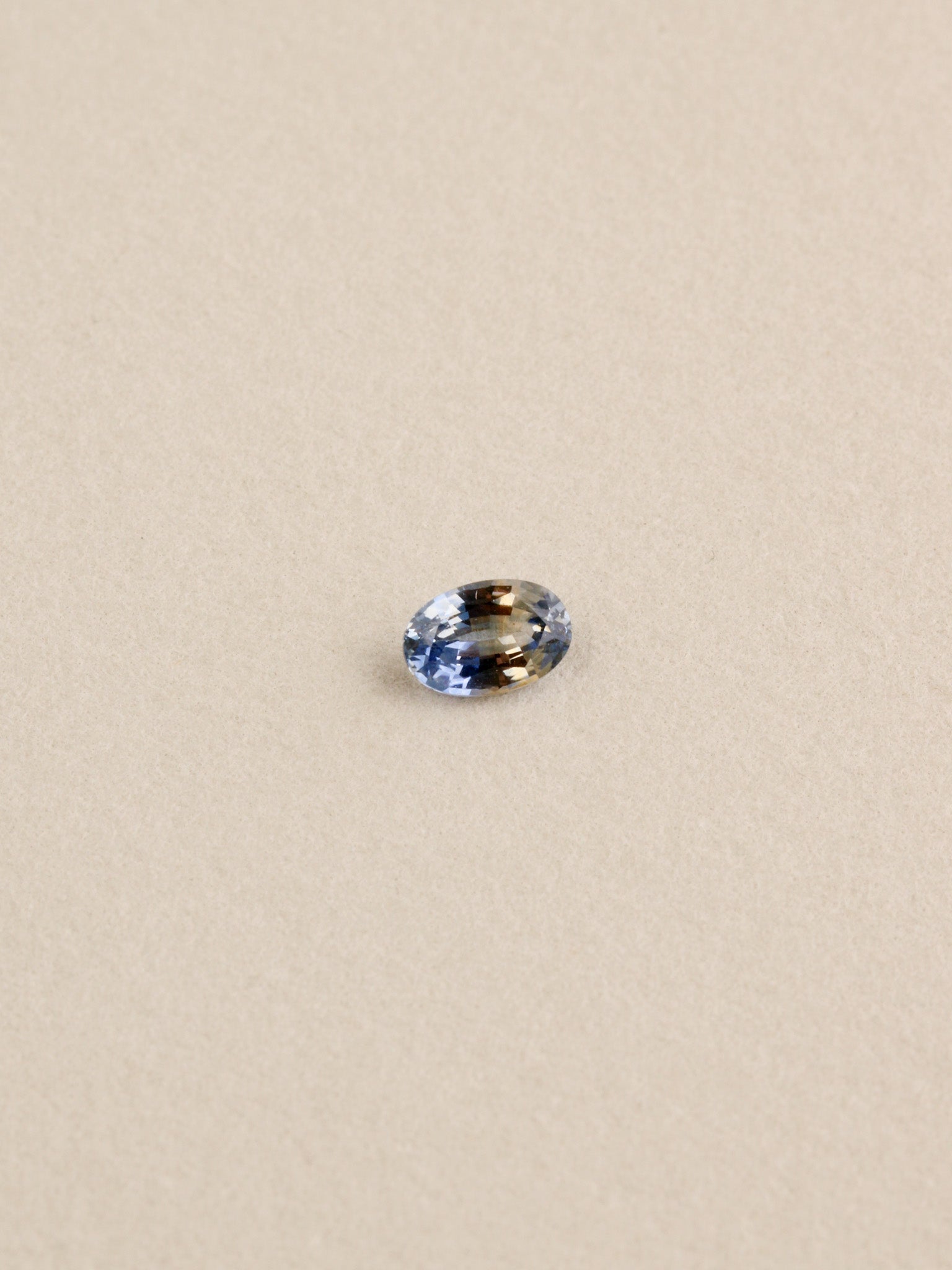 Oval Bicolor Sapphire