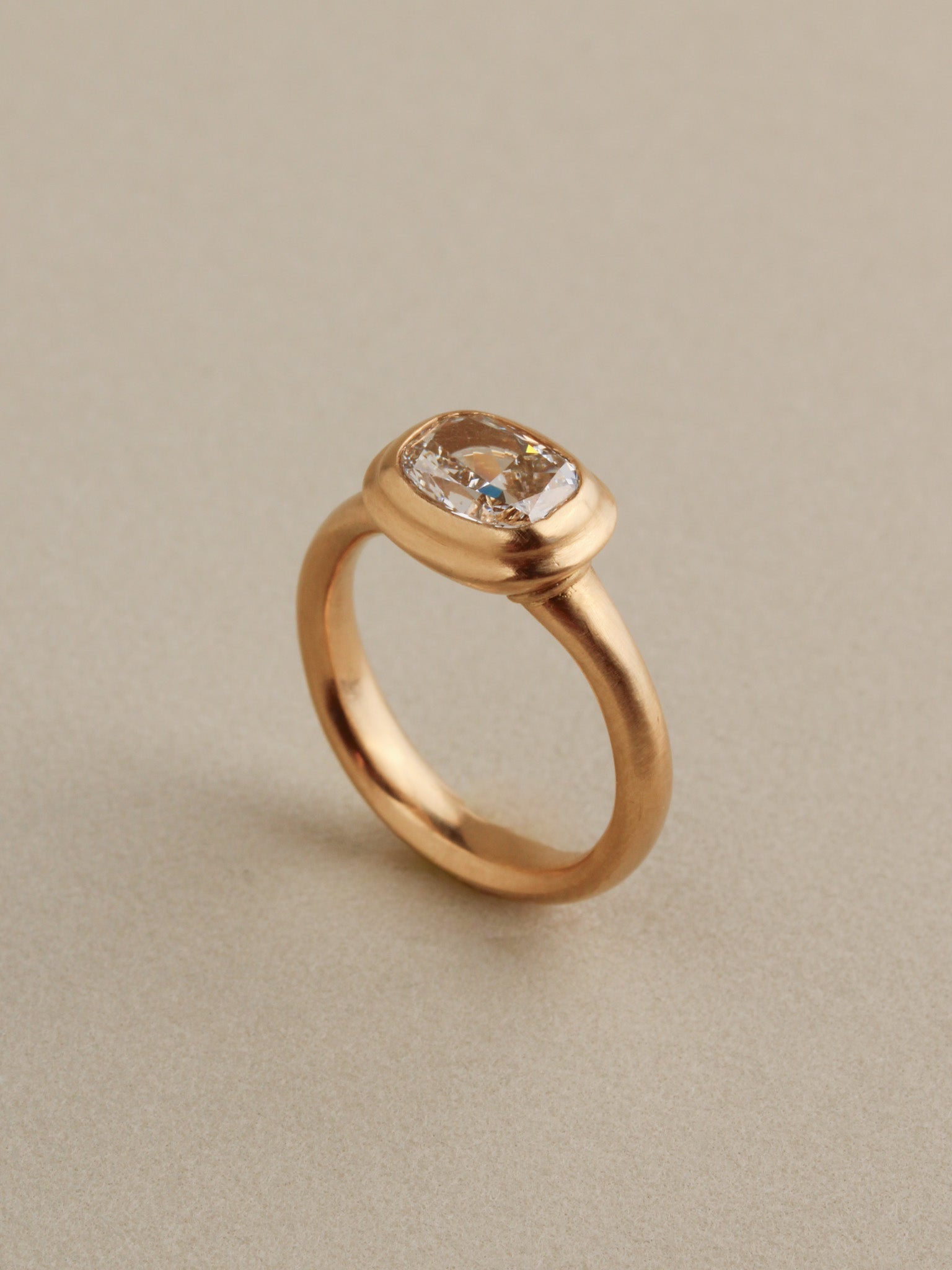 The Relic Ring | Cushion in 18k Yellow