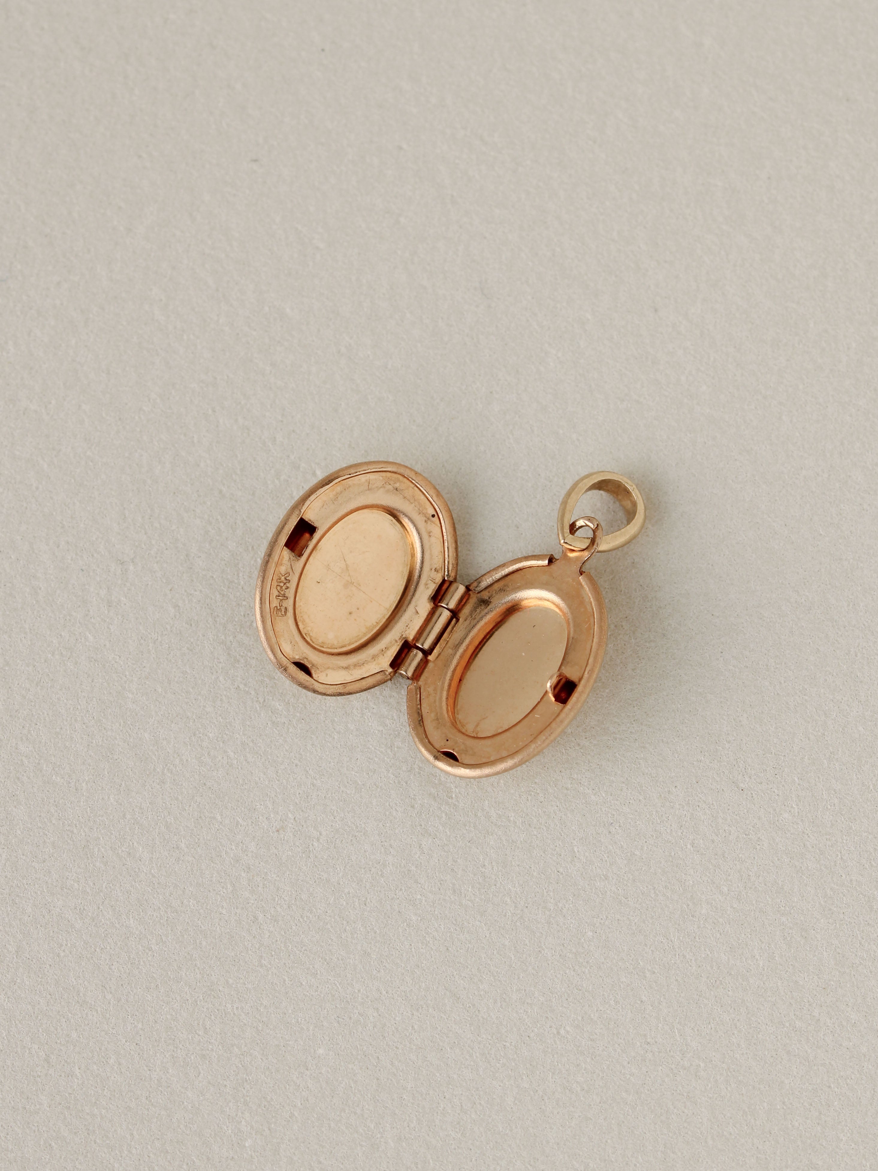 Engraved Oval Locket