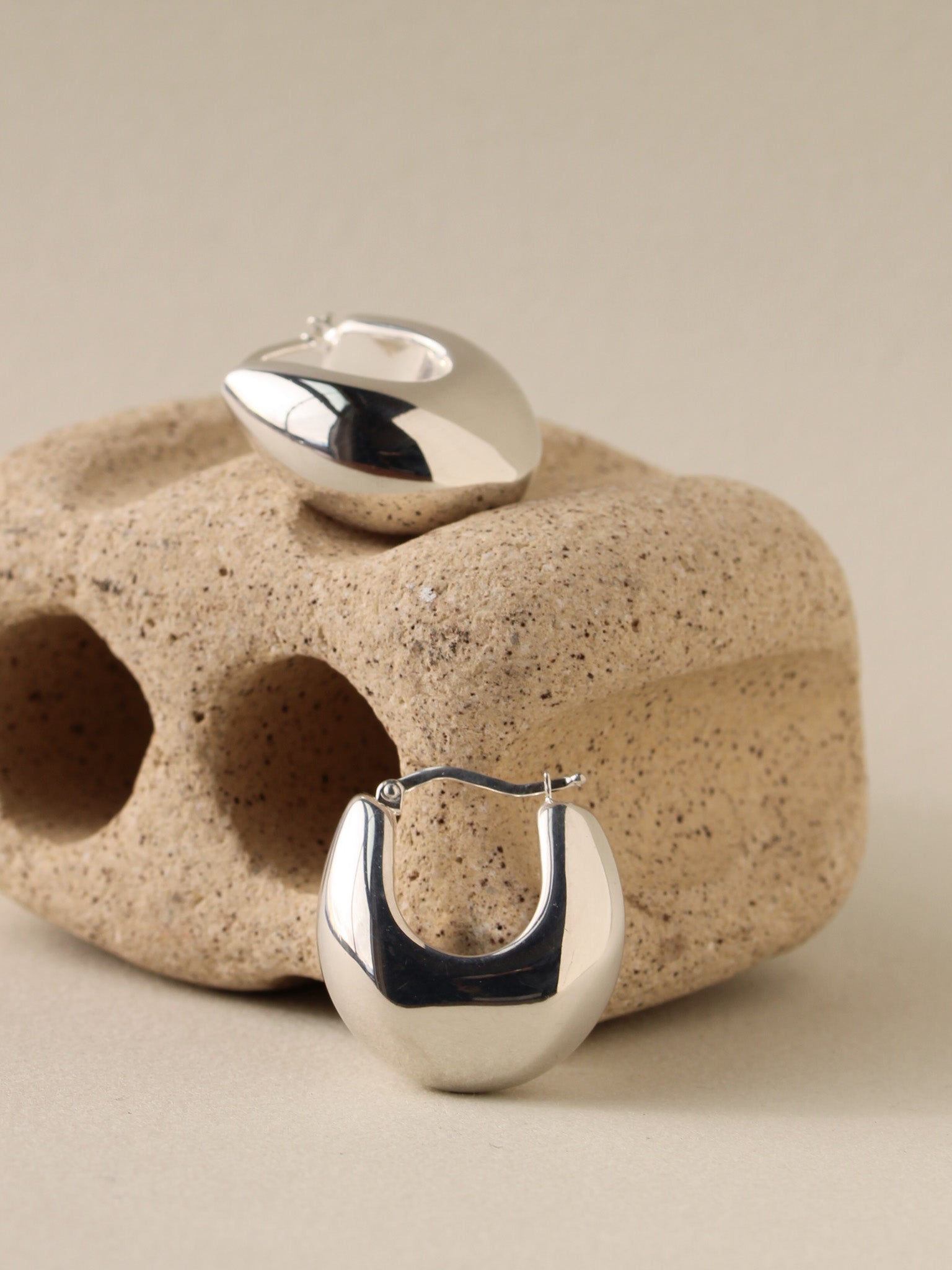 Tapered Bubble Hoops