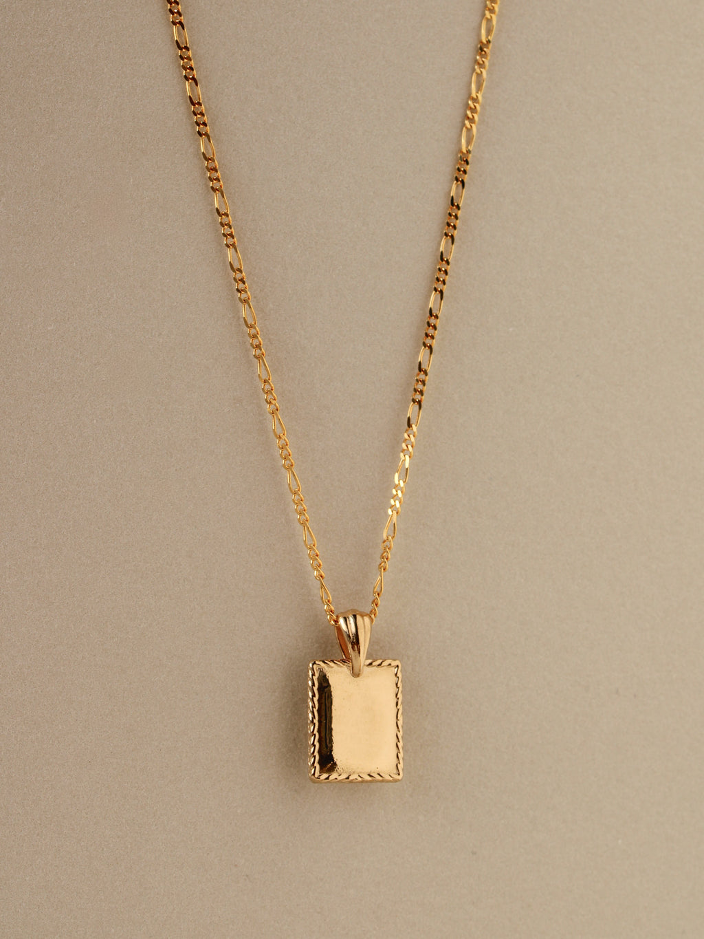 Frame Necklace