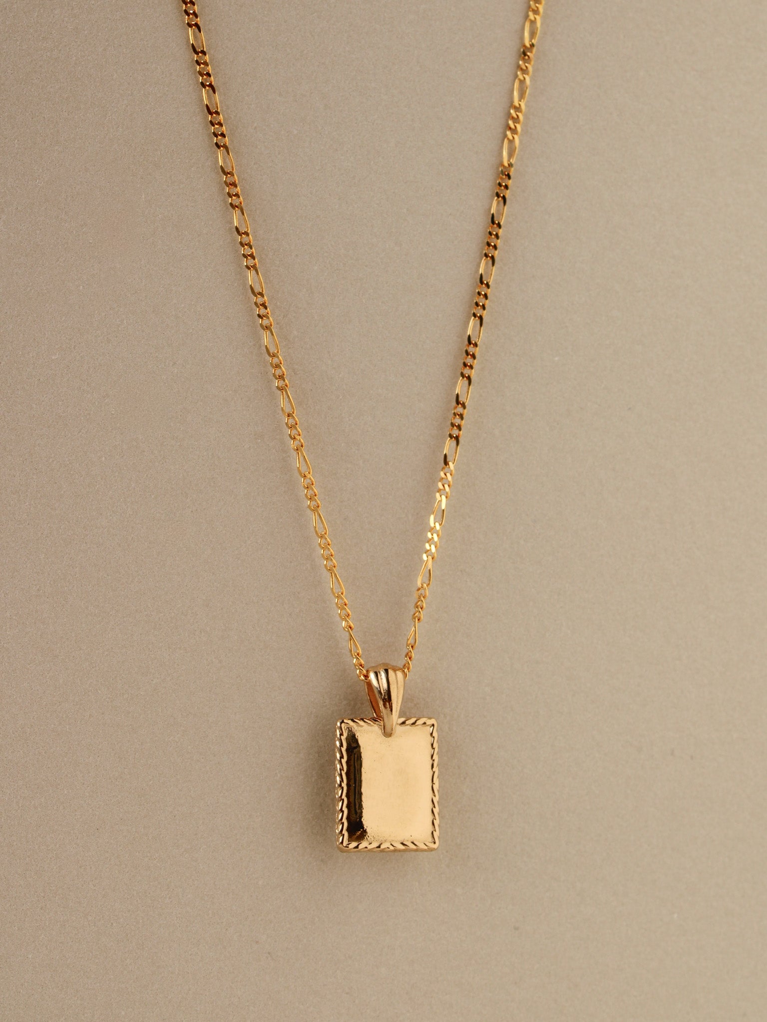 Frame Necklace