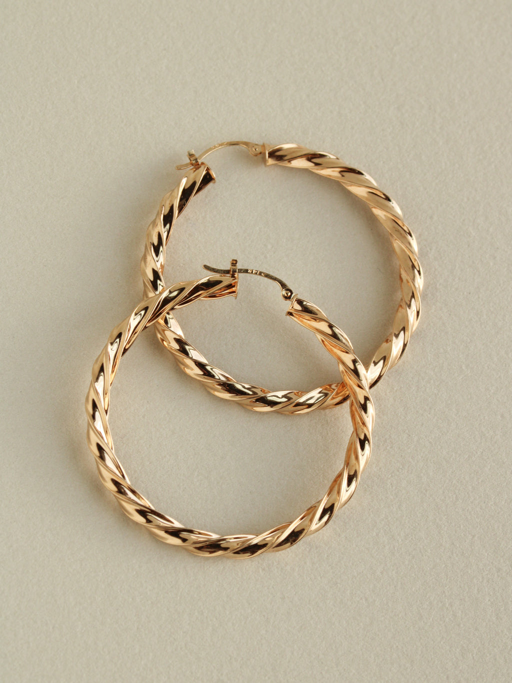 Large Twisted Hoops